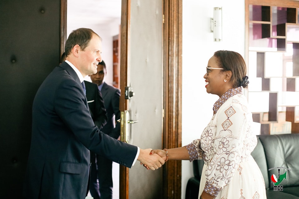 FIHAONANA TEO AMIN' ANDRIAMATOA DR EDWARD A. CHRISTOW SY RAMATOA MARA VOLAMIRANTY DONNA