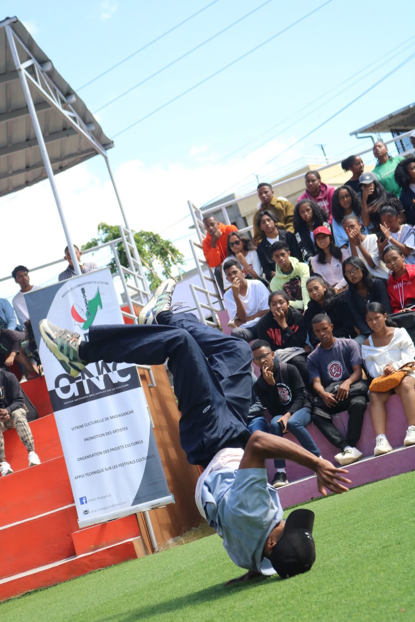 VALAN-DRESAKA NATAO TAMIN' NY MPANAO GAZETY MAHAKASIKA NY FANKALAZANA NY ANDRO IRAISAM-PIRENENA HO AN' NY DIHY NY SABOTSY 26 SY NY ALAHADY 27 APRILY 2025 HO AVY IZAO