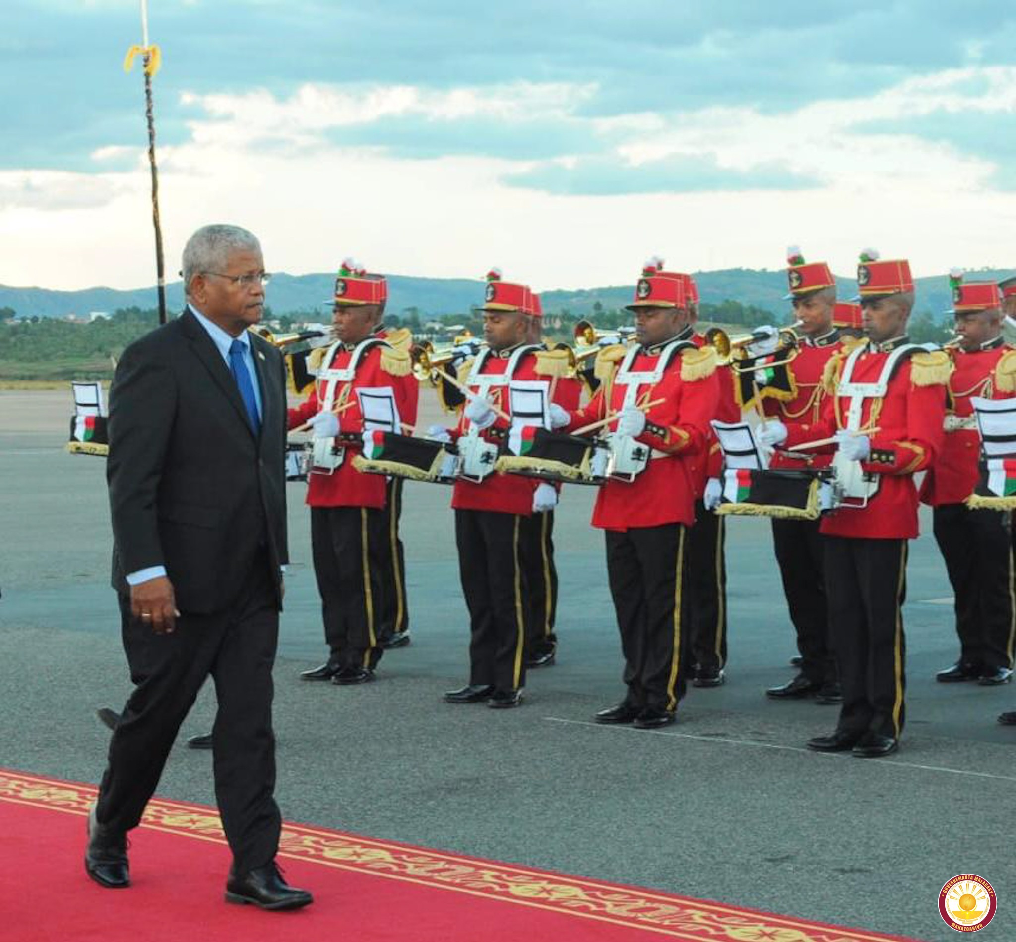 MIGADONA ETO MAGADASIKARA NY FILOHAN' NY REPOBLIKAN' I SEYCHELLES SY RAMATOA VADINY