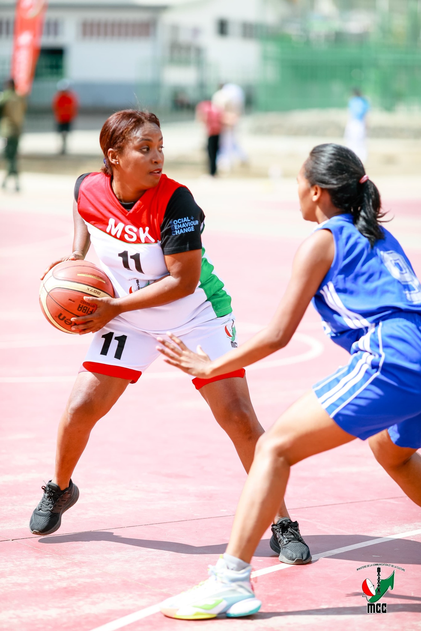 " IRAY ENY AN-KIANJA"