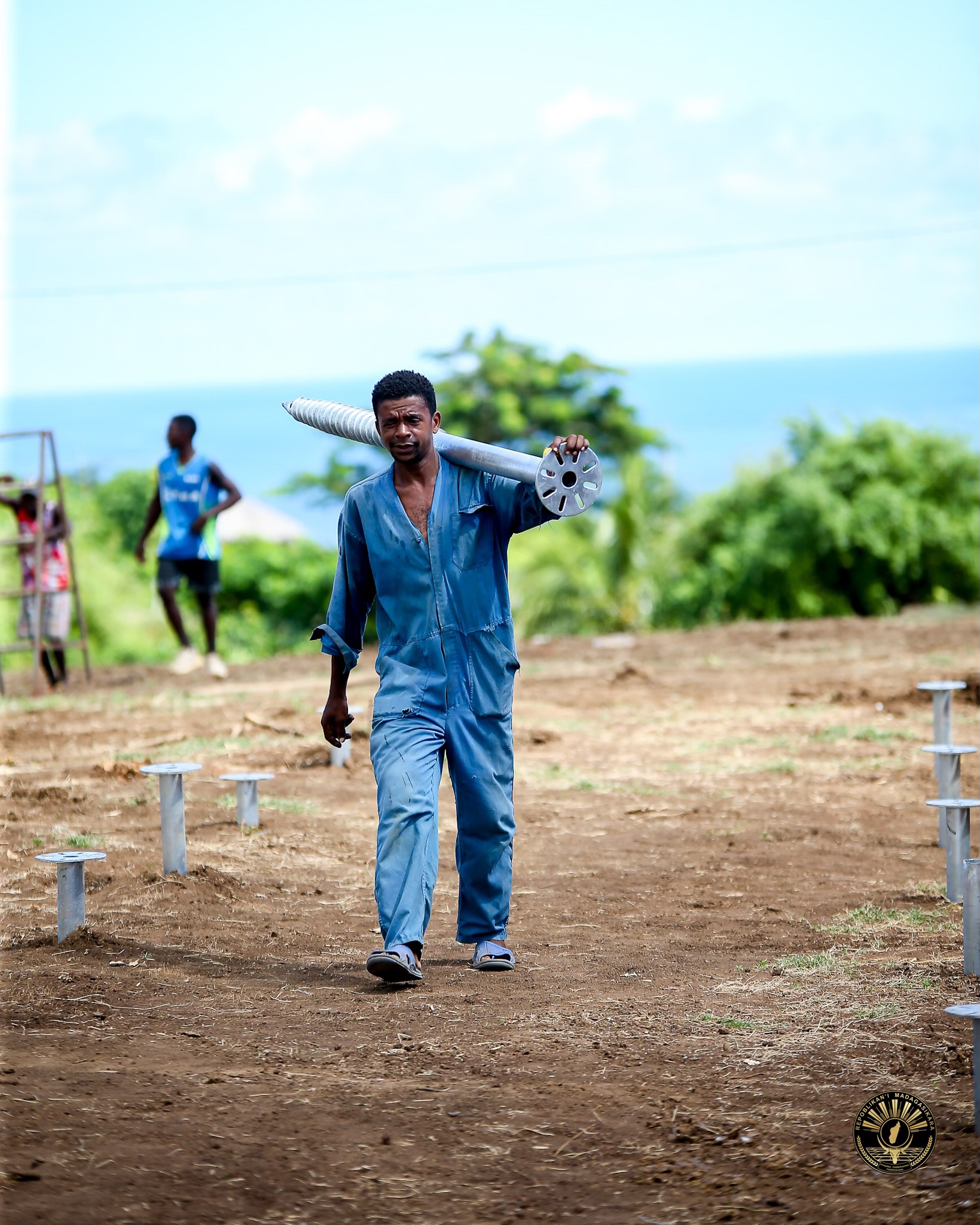 TSY MAINTSY MANDROSO I NOSY BE