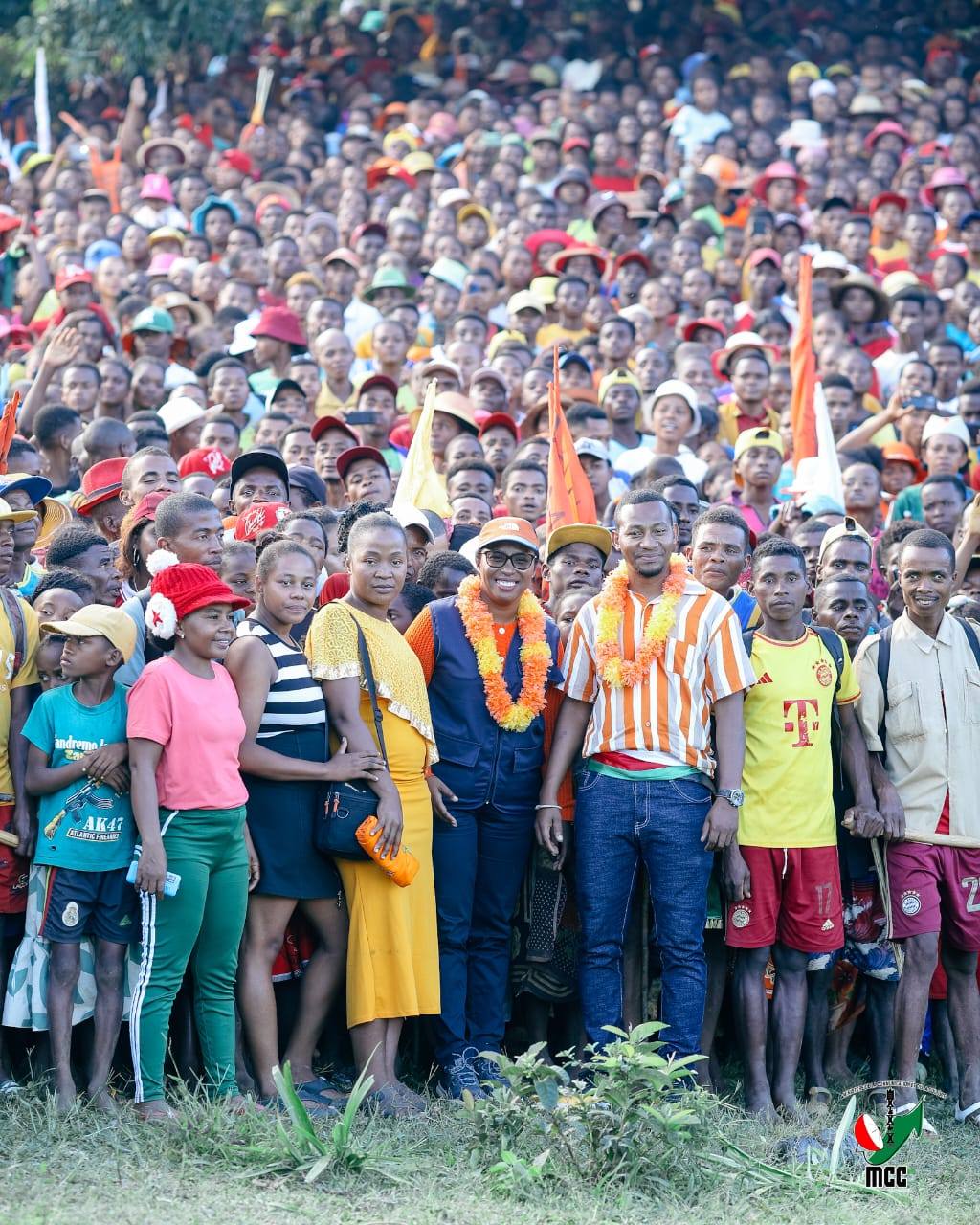 TONGA NIJERY MIVANTANA NY VAHOAKAN' I NOSY VARIKA NY FITONDRAM-PANJAKANA TAMIN' NY ALALAN'NY MINISTRY NY SERASERA SY NY KOLONTSAINA