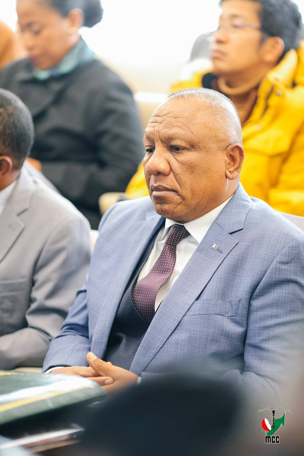 NOSOKAFANA OMALY TAMIN'NY 11 ORA NY FIVORIAMBE FIFANATREHANA MIVANTANA EO AMIN'NY GOVERNEMANTA MALAGASY SY IREO SOLOMBAVAMBAHOAKA