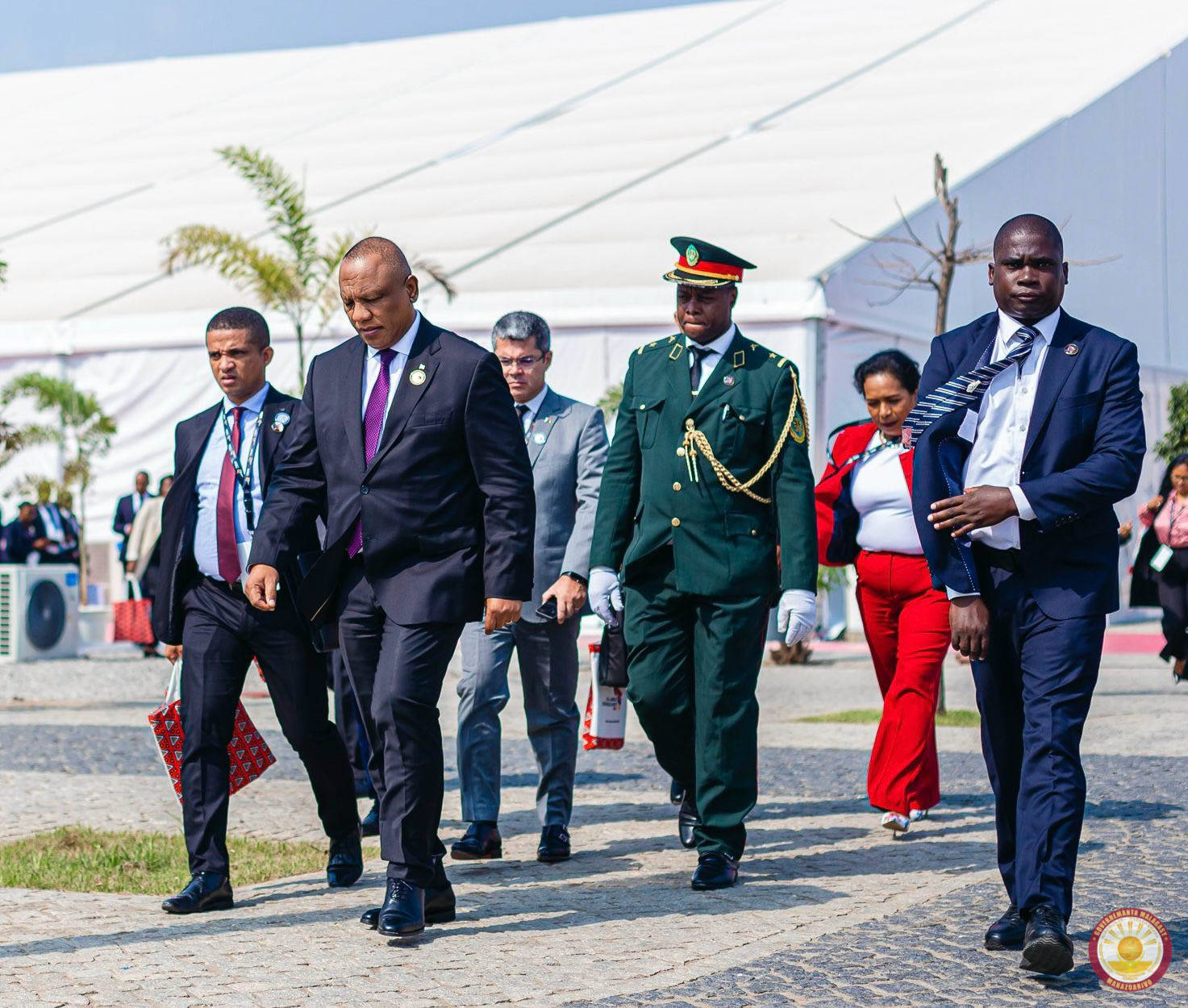 LUANDA - ANGOLA: ANDRO FAHAROA AMIN' NY FIHAONANA AN-TAMPONY MOMBA NY FANDRAHARAHANA EO AMIN'I ETAZONIA SY AFRIKA ANDIANY FAHA-17