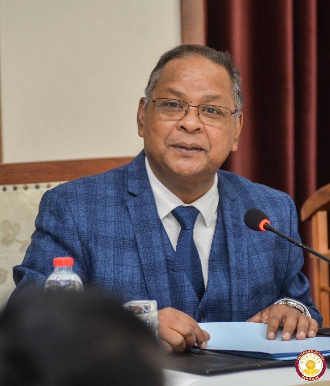 FILANKEVITRY NY GOVERNEMANTA VOALOHANY NOTARIHIN' NY PRAIMINISITRA RAJAONARIVELO HERINTSALAMA ANDRIAMASY