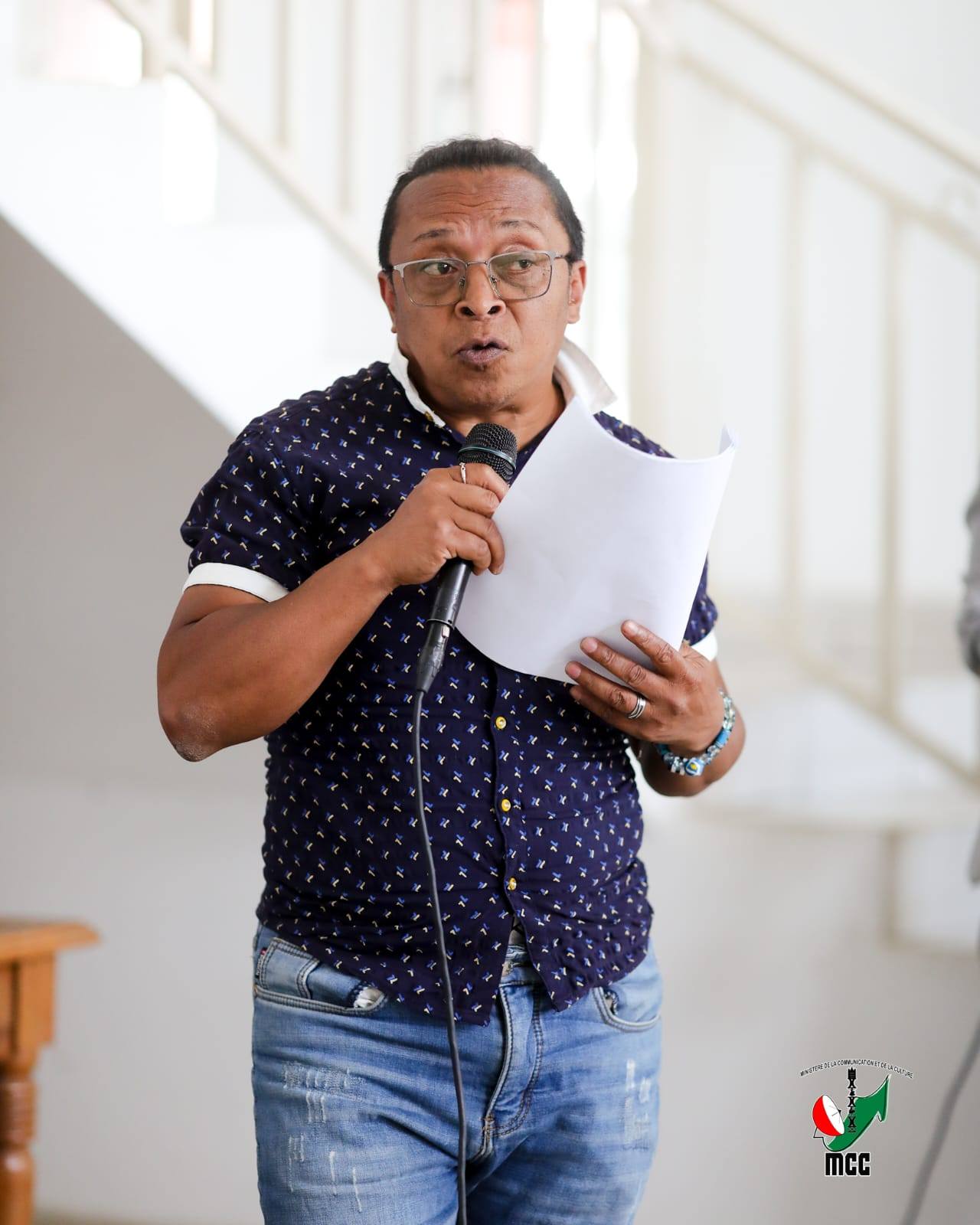 FAKAN-KEVITRA ARA-KOLONTSAINA