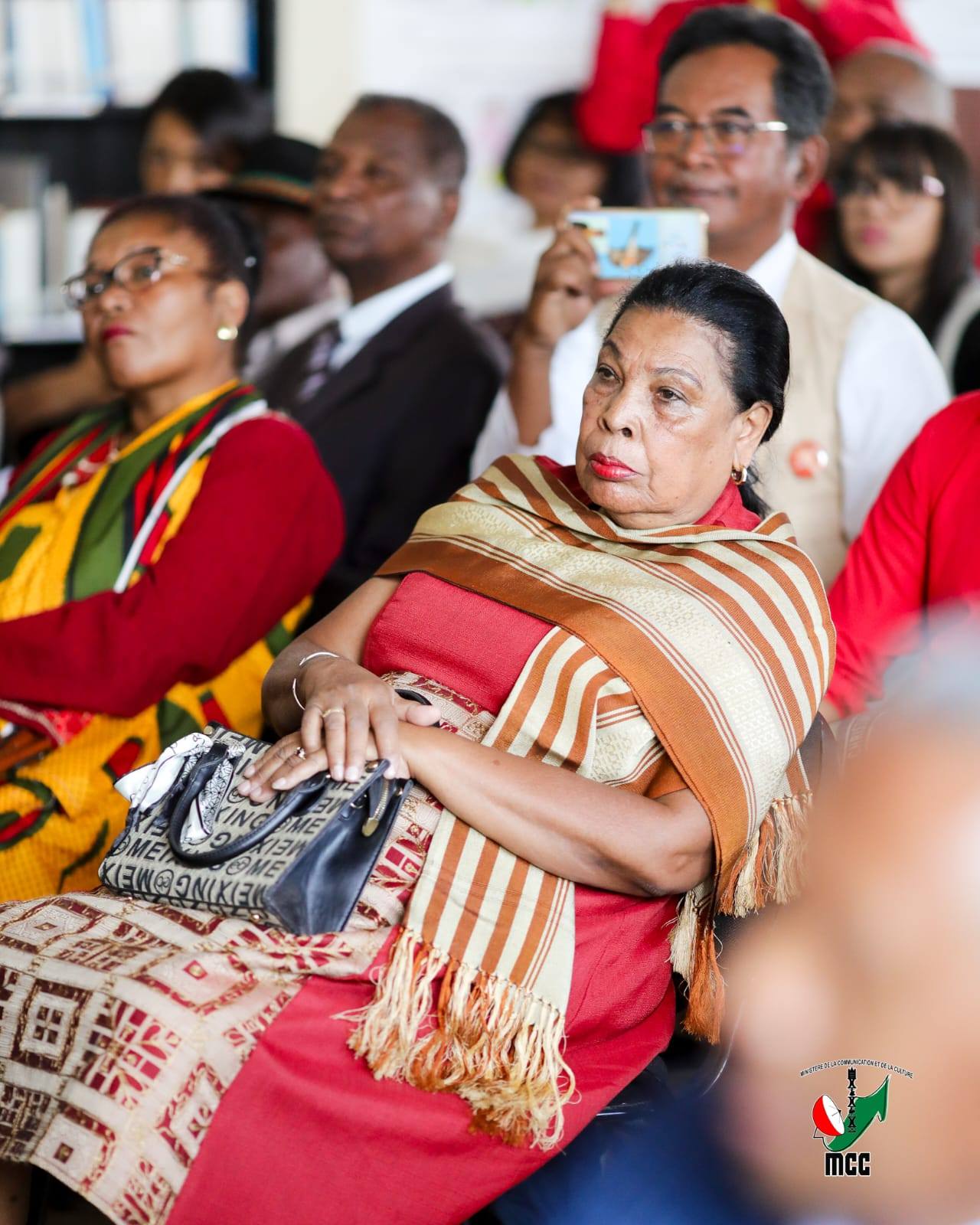 FAKAN-KEVITRA ARA-KOLONTSAINA EO AMIN' NY SOKAJY MPANDALA NY FOMBA MALAGASY