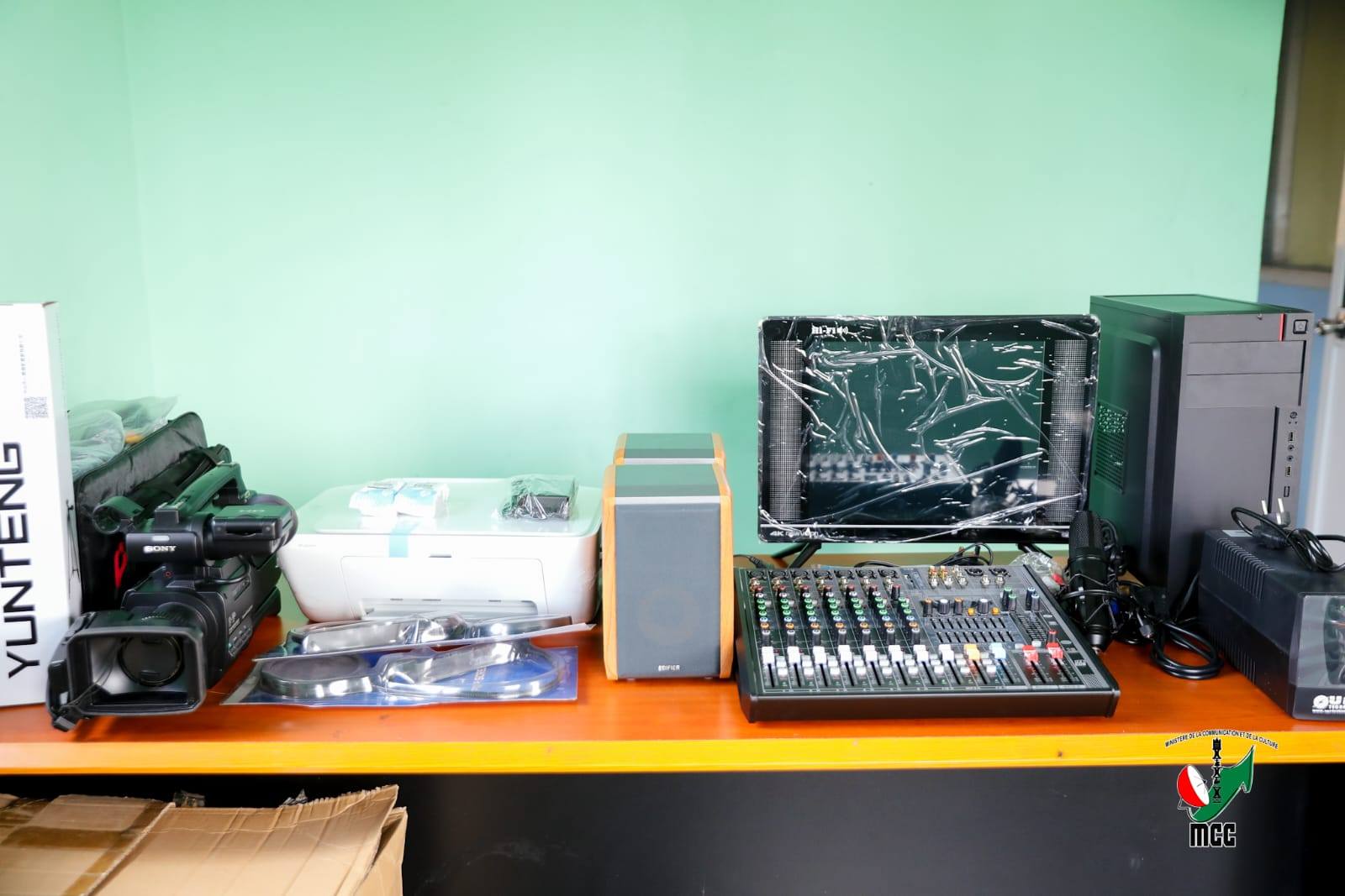 KAOMINA MIISA 19 AO AMBATOLAMPY NO AFAKA HANJOHY NY TVM SY RNM INDRAY