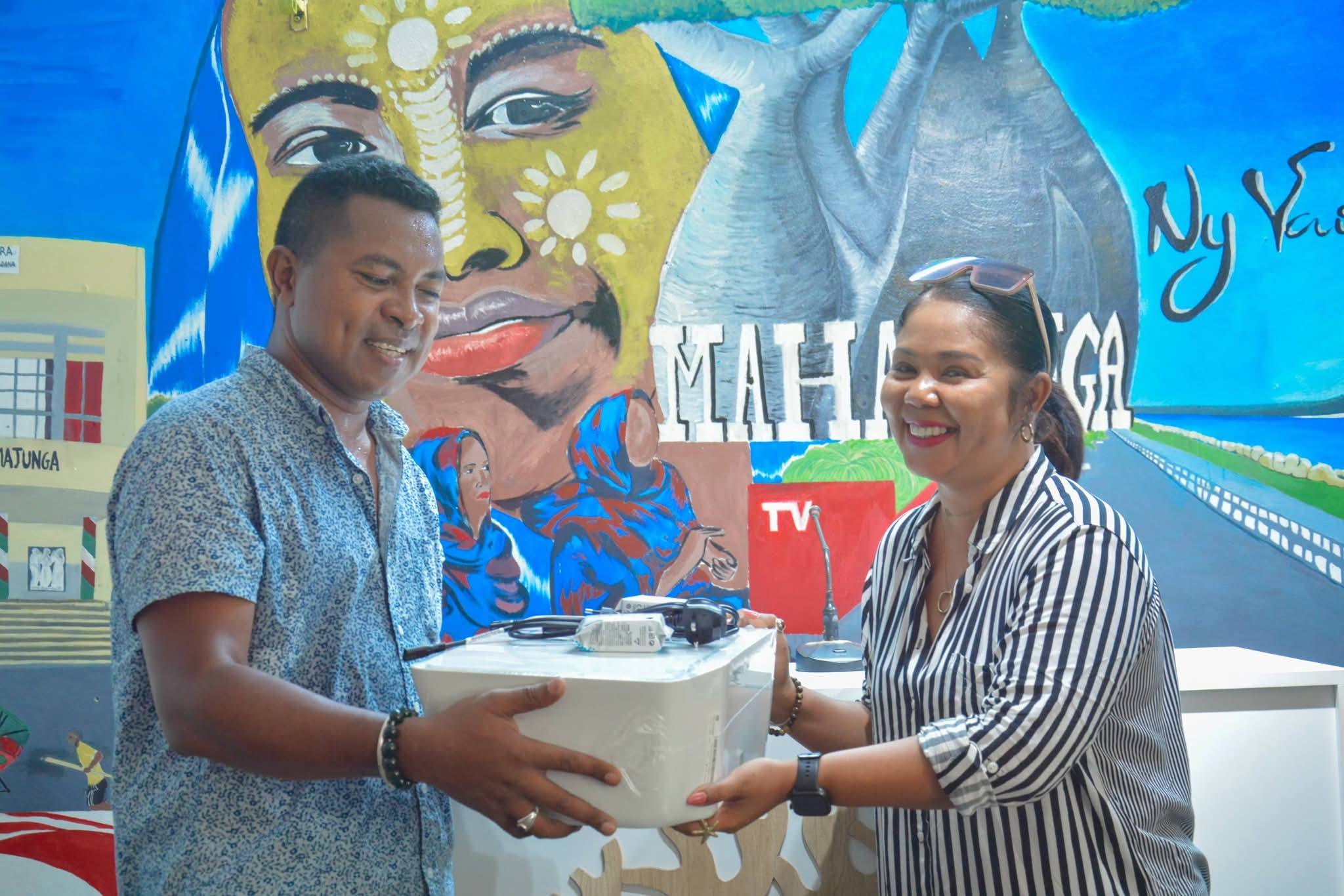 NAHAZO FITAOVANA VAOVAO AVY AMIN' NY MINISTERAN' NY SERASERA SY NY KOLONTSAINA NY FITALEAVAM-PARITRA BOENY