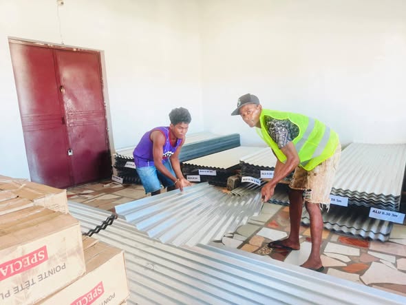 NANOMBOKA NY FIVAROTANA TAFO SY FANITSO AMIN' NY VIDINY MIRARY HO AN' NY MPONIN' I TOAMASINA MBA HANARENANA HAINGANA NY TAKAITRA NAVELAN'NY RIVODOZA GEZANI