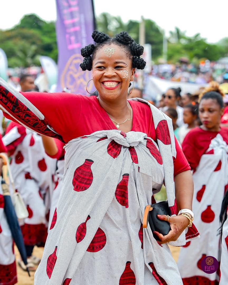 HOY RAMATOA MIALY RAJOELINA, VADIN'NY FILOHAM-PIRENENA, ANDROANY TANY MAHAJANGA
