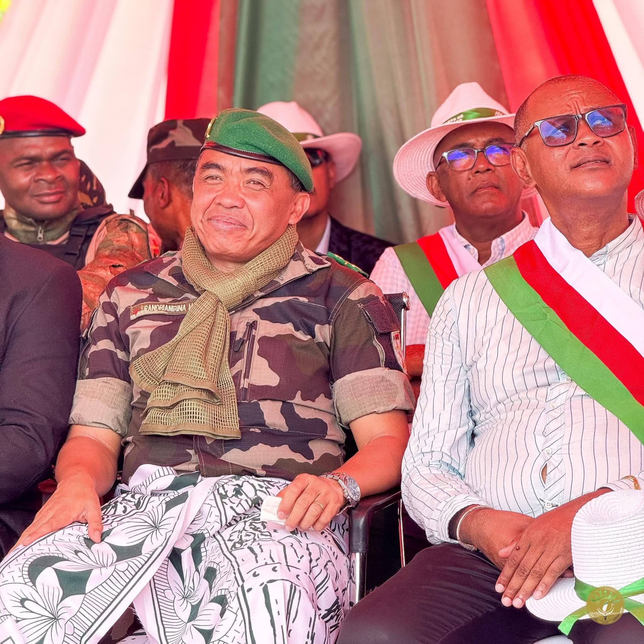 NAVERIN' NY KOLONELY RANDRIANIRINA MICHAEL NY SIDINA MAMPIFANDRAY AN' I ANTALAHA AMIN' NY FARITRA ATSINANANA REHEFA NIATO NANDRITRA NY 10 TAONA