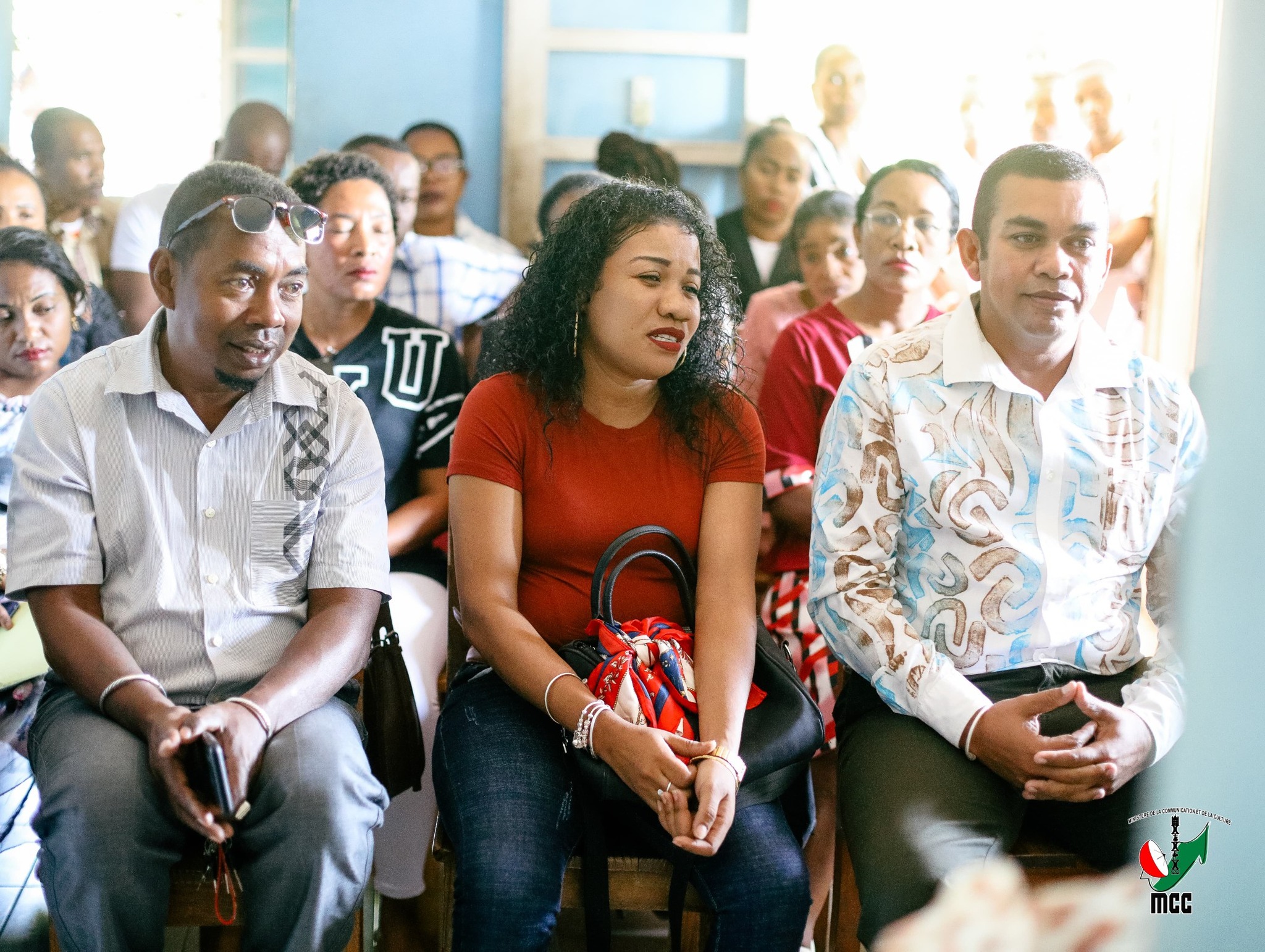 Andry voalohany : FAMPIROBOROBOANA NY MAHA OLONA