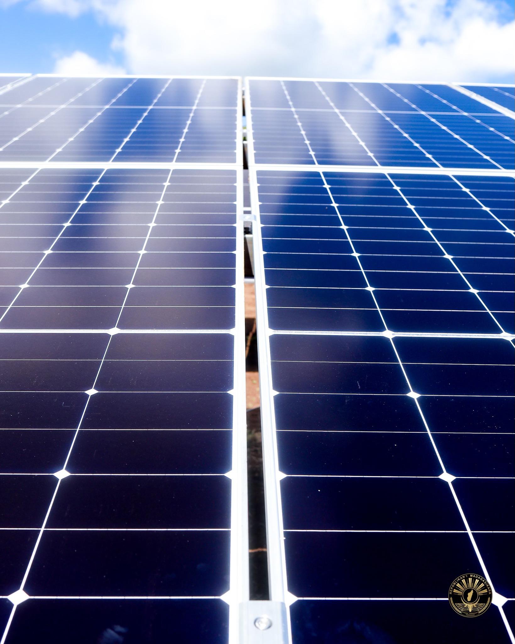 TSY MAINTSY MANDROSO I NOSY BE