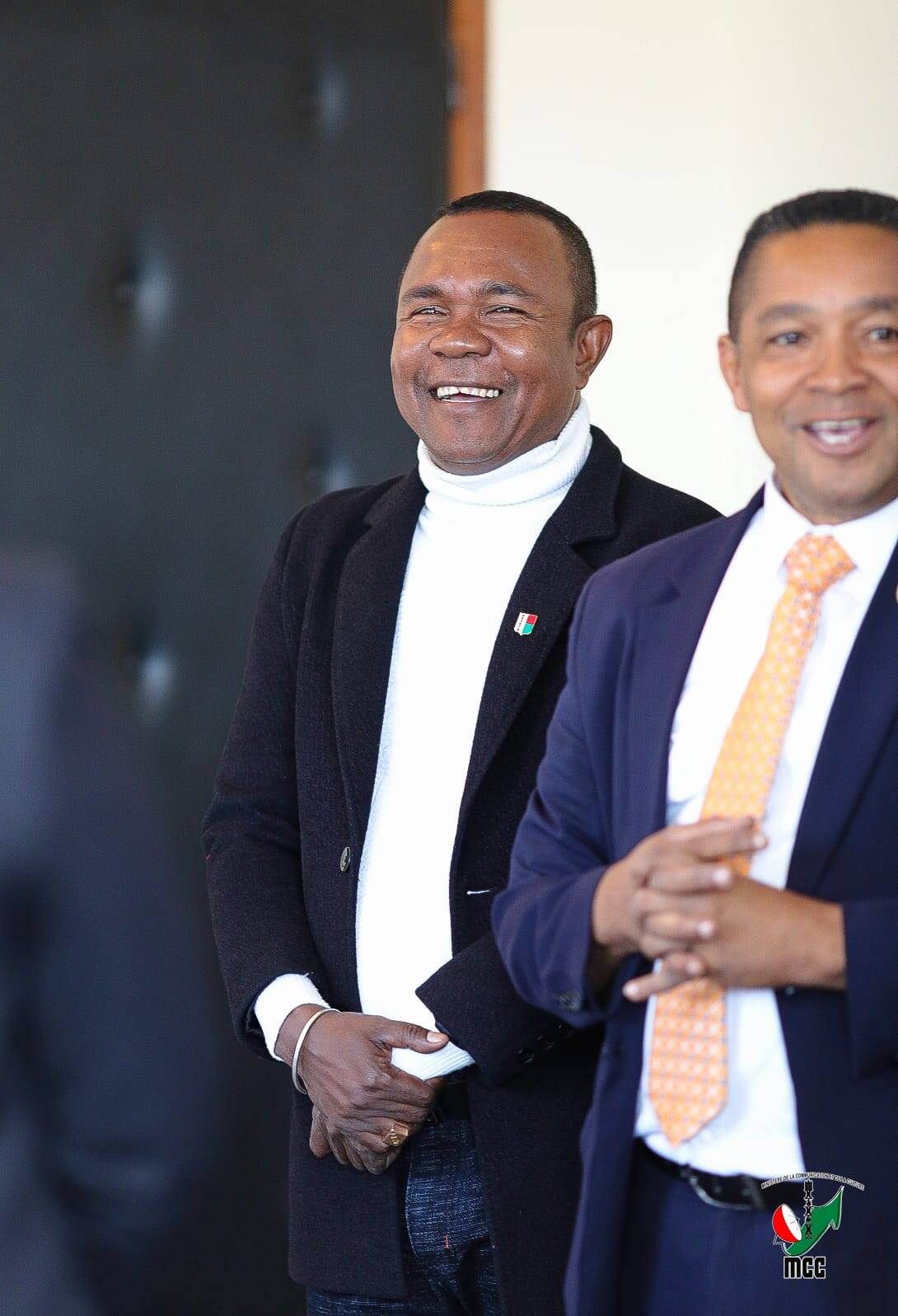 HAMAFISINA HATRANY NY SERASERA MBA HIPAKA ENY IFOTONY IREO ASA FAMPANDROSOANA ISAM-PARITRA