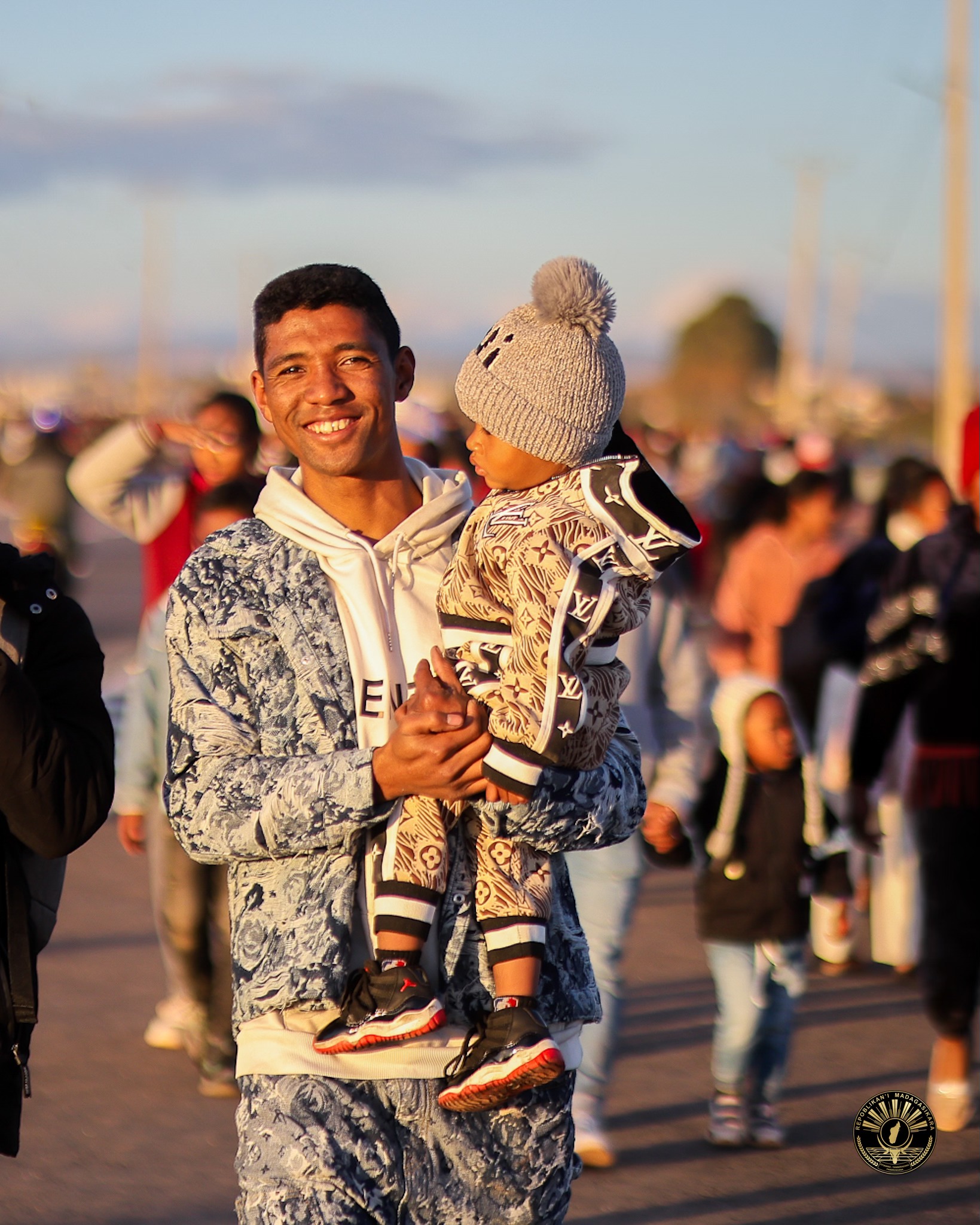 FO MIARA-MITEMPO FITIAVAN-TANINDRAZANA NO ANDRAISANTSIKA MALAGASY TSIVAKIVOLO IZAO ASARAMANITRA IZAO