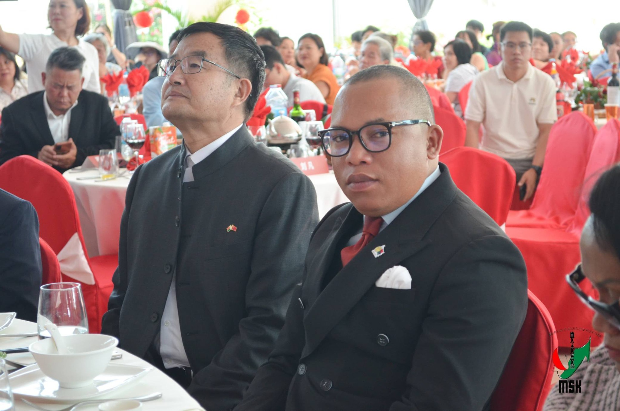 MANAO TOHIVAKANA MANEHO FIRAISANKINA AMIN' I MADAGASIKARA NOHO NY VOINA VOAJANAHARY IREO MPIARA-MIOMBONA ANTOKA VAHINY