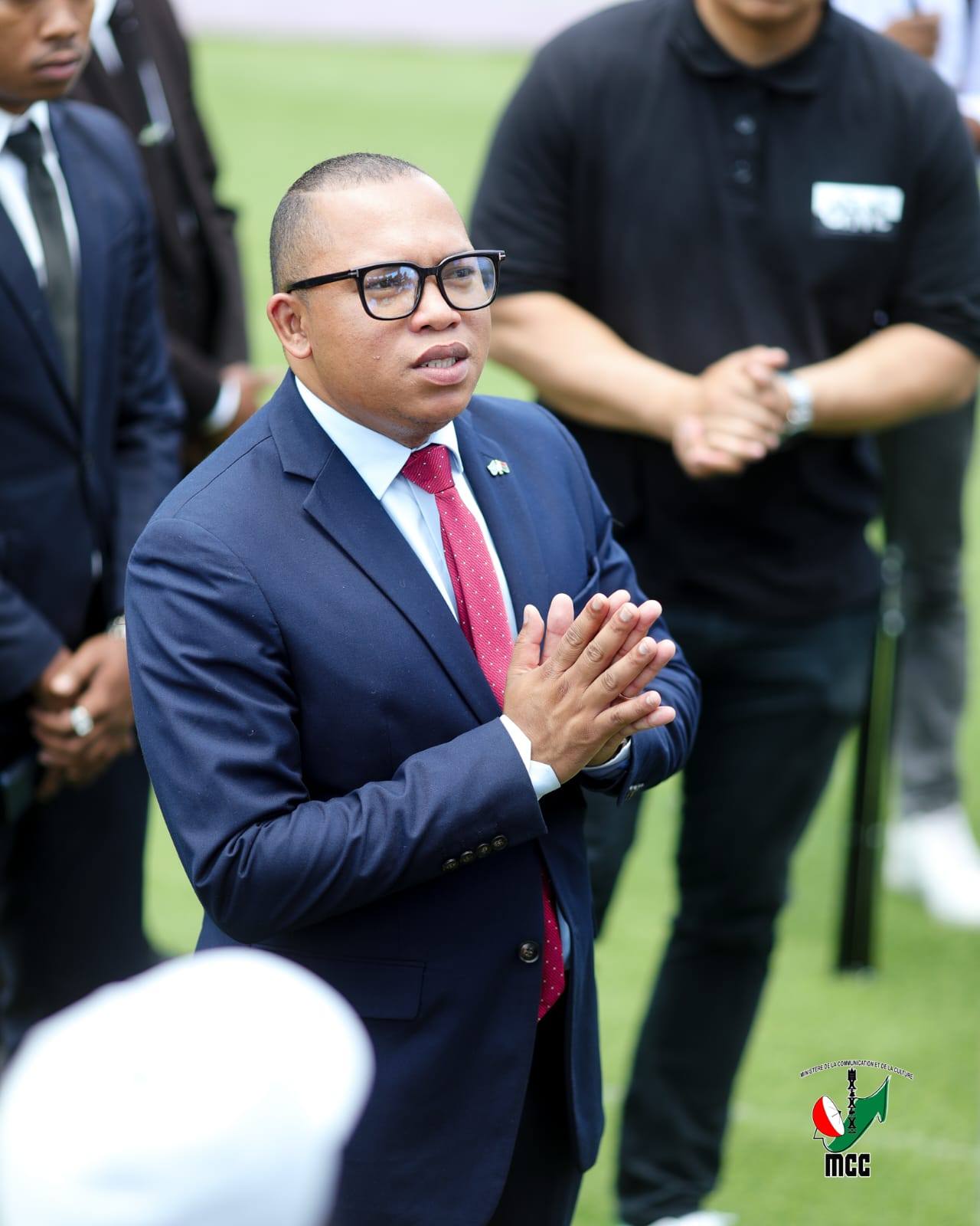 FAKAN-KEVITRA ARA-KOLONTSAINA