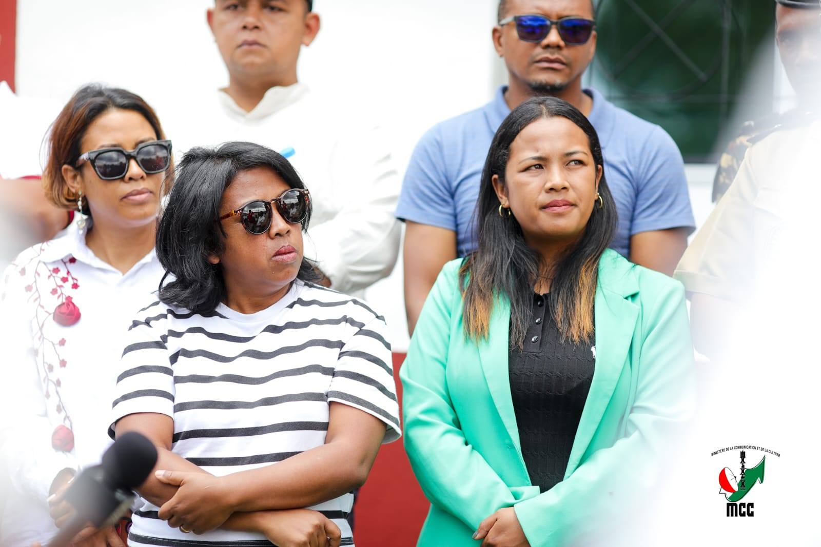 KAOMINA MIISA 19 AO AMBATOLAMPY NO AFAKA HANJOHY NY TVM SY RNM INDRAY