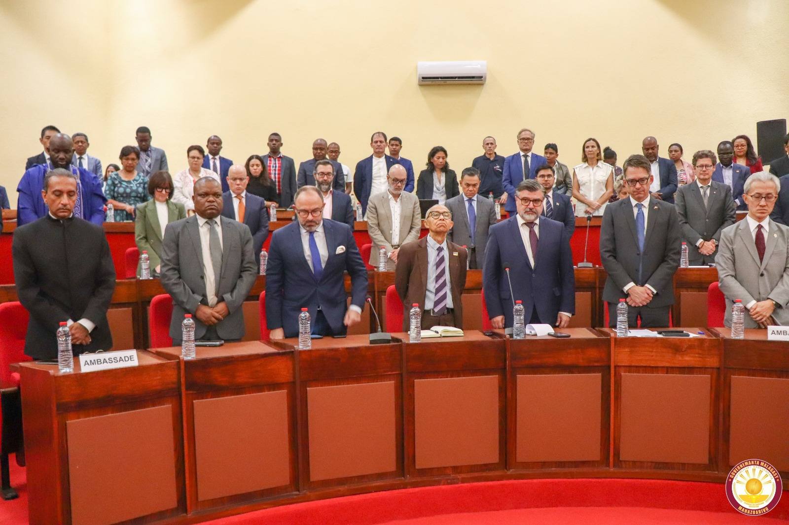 ANTSO AVO IRAISAM-PIRENENA HO FANARENANA NY FAHASIMBANA VOKATRY NY RIVODOZA GEZANI