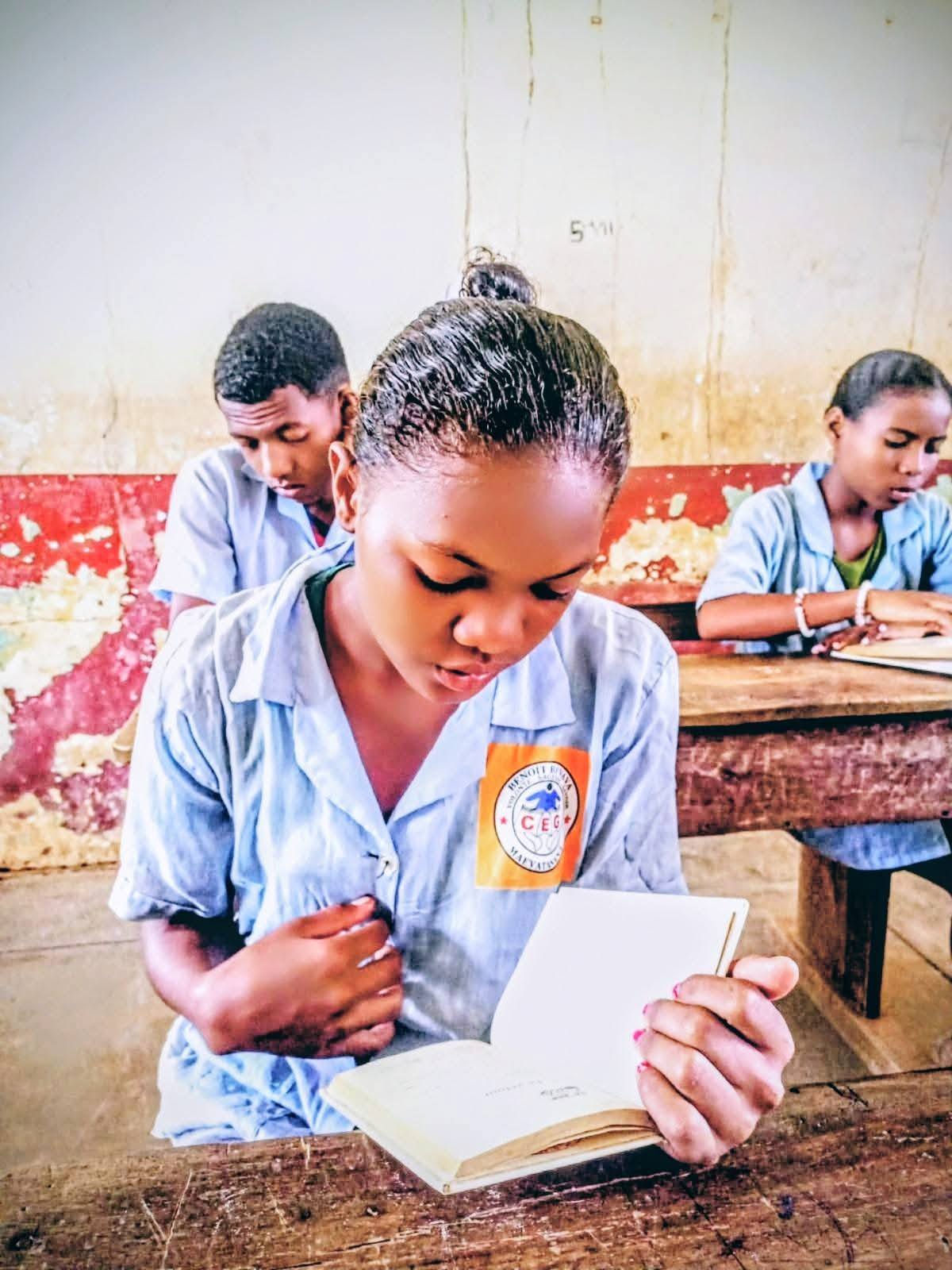 AKON'NY FANAMARIHANA NY ANDRO IRAISAM-PIRENENA HO AN'NY TENINDRENY, 21 FEBROARY 2026  "TIA NY TENINDRENY, MANANDRATRA NY TANINDRAZANA"  FITALEAVAM-PARITRY NY SERA SERA SY NY KOLONTSAINA ANALAMANGA