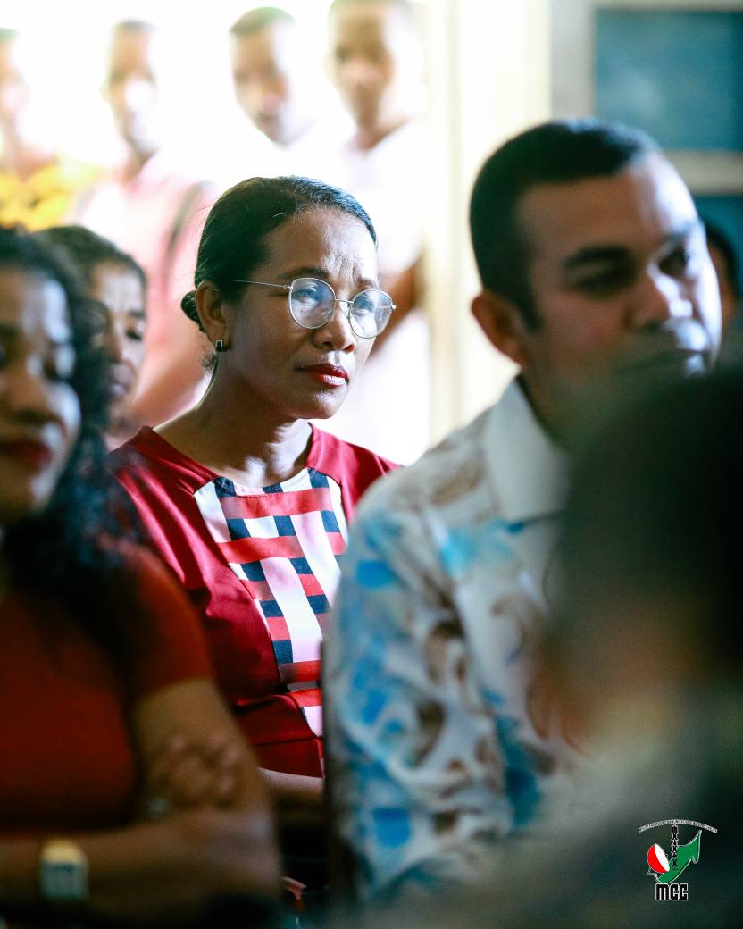 Andry voalohany : FAMPIROBOROBOANA NY MAHA OLONA