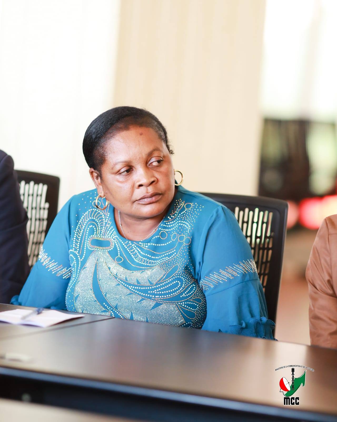 NOTANTERAHINA ANDROANY ZOMA 28 NOVAMBRA 2025 NY FIHAONANA NARAHINA FIVORIANA ARAK'ASA TEO AMIN'NY MINISITRA GASCAR FENOSOA SY IREO TALEM-PARITRY NY SERASERA SY NY KOLONTSAINA