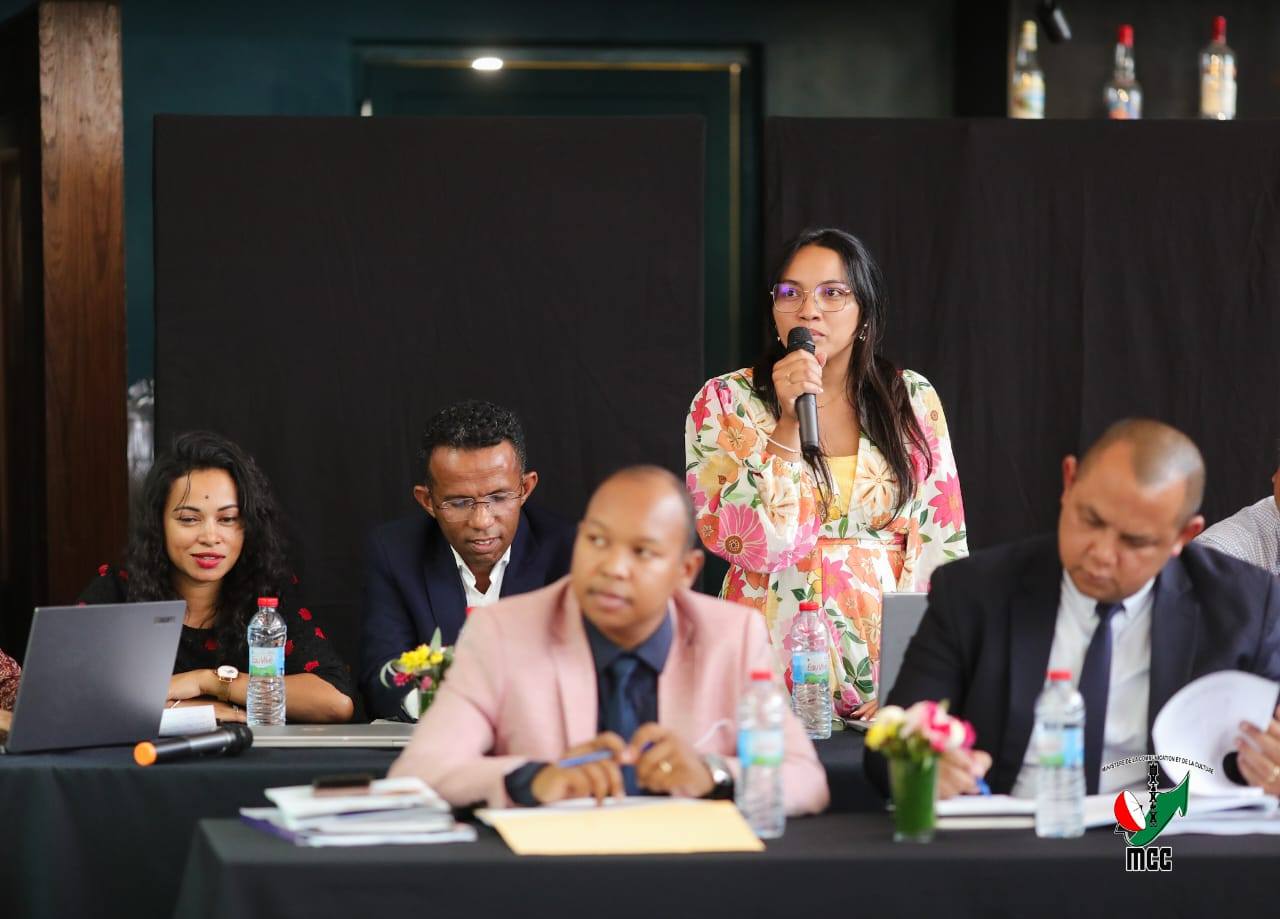 NATAO ANDROANY TETSY ANTANINARENINA NY ATRIK'ASA HO FANKATOAVANA NY FANDAHARAN' ASA SY NY TETIBOLA HO AN' NY TAONA 2026 NA NY PLAN DE TRAVAIL ET BUDGET ANNUEL ( PTBA) AN' NY TETIKASA PIC