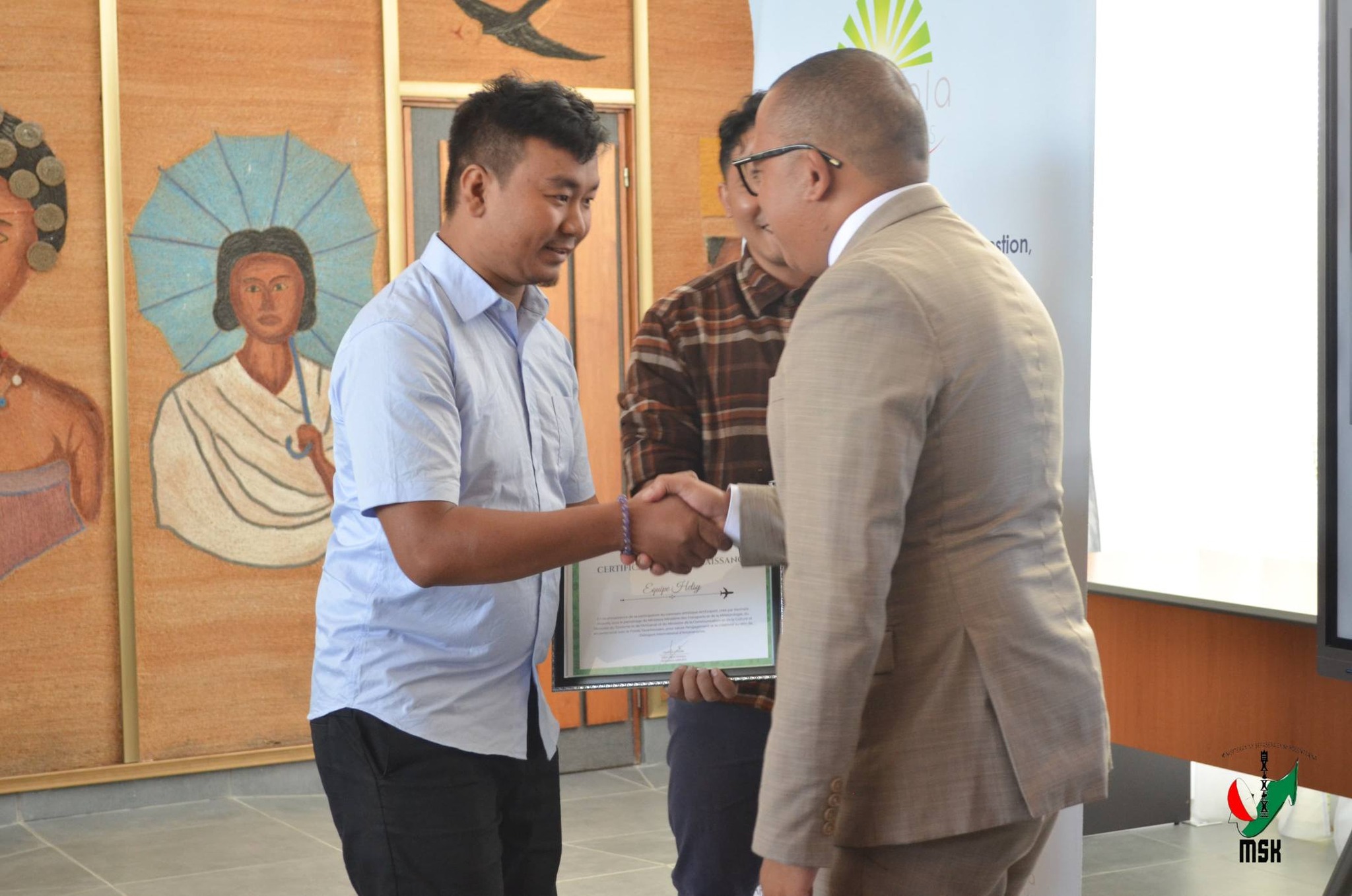 AER' AEROPORT FIFANINANANA ARA-JAVAKANTO MANEHO NY MAHA IZY NY MALAGASY EO AMIN' NY SEHATRY NY FITATERANA ANA HABAKABAKA