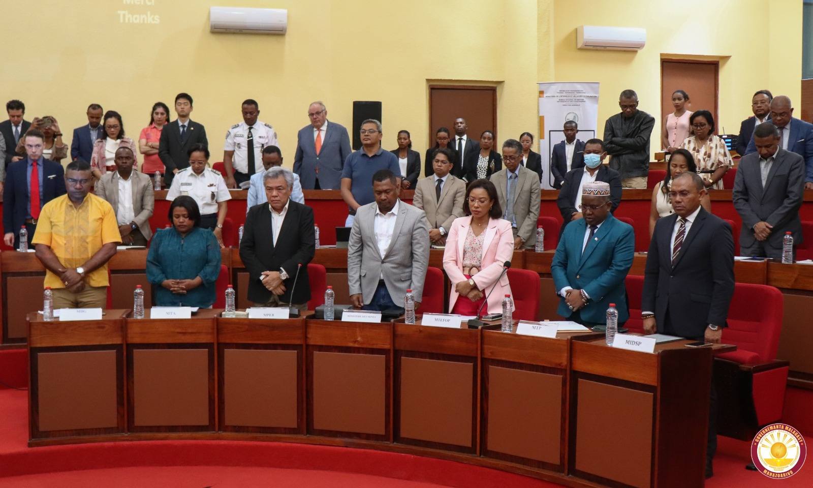 ANTSO AVO IRAISAM-PIRENENA HO FANARENANA NY FAHASIMBANA VOKATRY NY RIVODOZA GEZANI