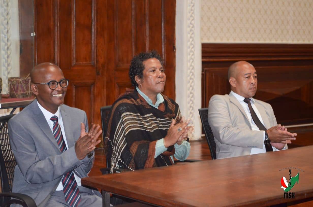 NAMPAHAFANTARINA TEO ANDAFIAVARATRA IREO MPAHAY SY TEKNISIANINA NIANDRAIKITRA NY MISIONA KATOLIKA