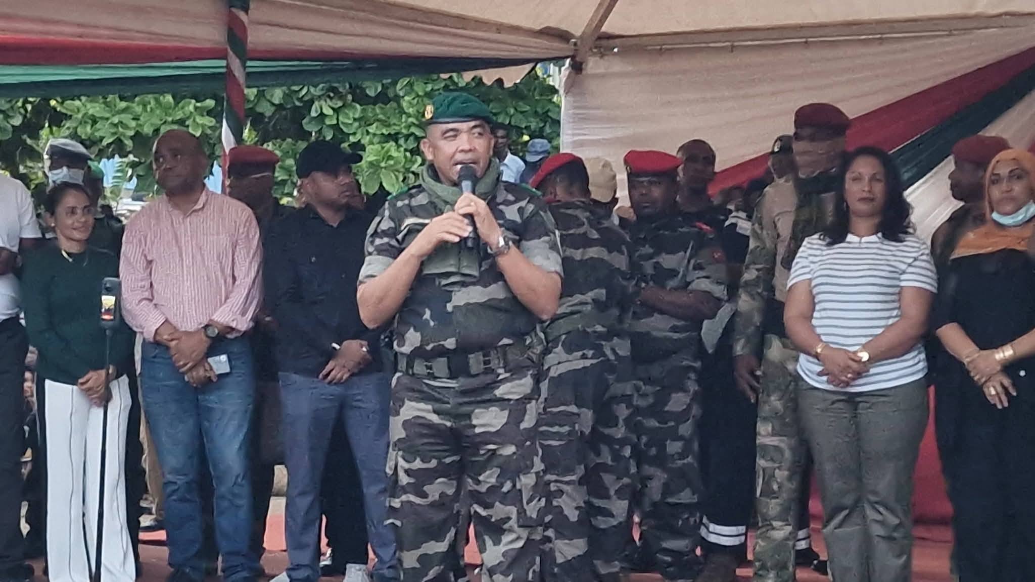 IARA-MISALAHY AMIN' IREO TOMPON' ANDRAIKITRA ISAN' AMBARATONGANY MANAO NY FAMERENANA AMIN' NY LAONINY NY FIAINAM-BAHOAKA SY NY FANARENANA NY TAKAITRA NAVELAN' NY RIVODOZA FYTIA NY FILOHA RANDRIANIRINA MICHAEL