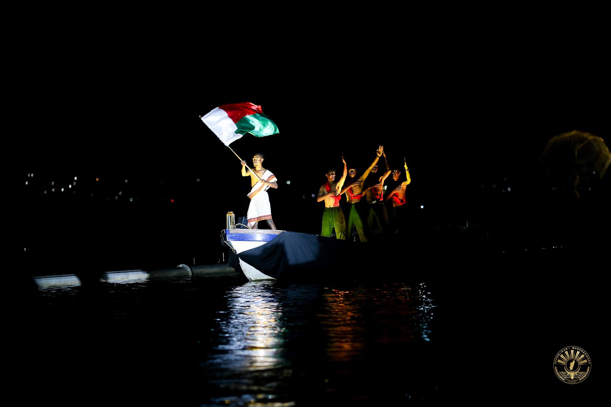 FO MIARA-MITEMPO FITIAVAN-TANINDRAZANA NO ANDRAISANTSIKA MALAGASY TSIVAKIVOLO IZAO ASARAMANITRA IZAO