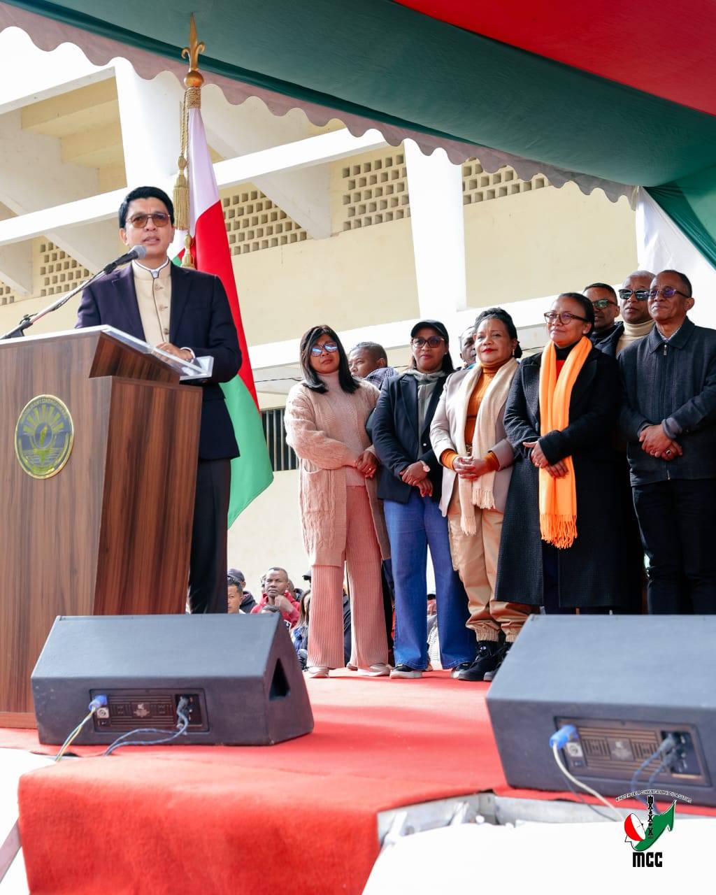 FAMPIROBOROBOANA NY MAHA OLONA SY ASA SOSIALY TETO FIANARANTSOA