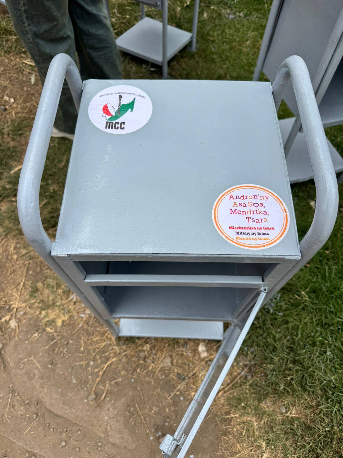 FIARAHA-MIASA SY FIARAHA-MIENTANA HO AMIN' NY FANAVAOZANA