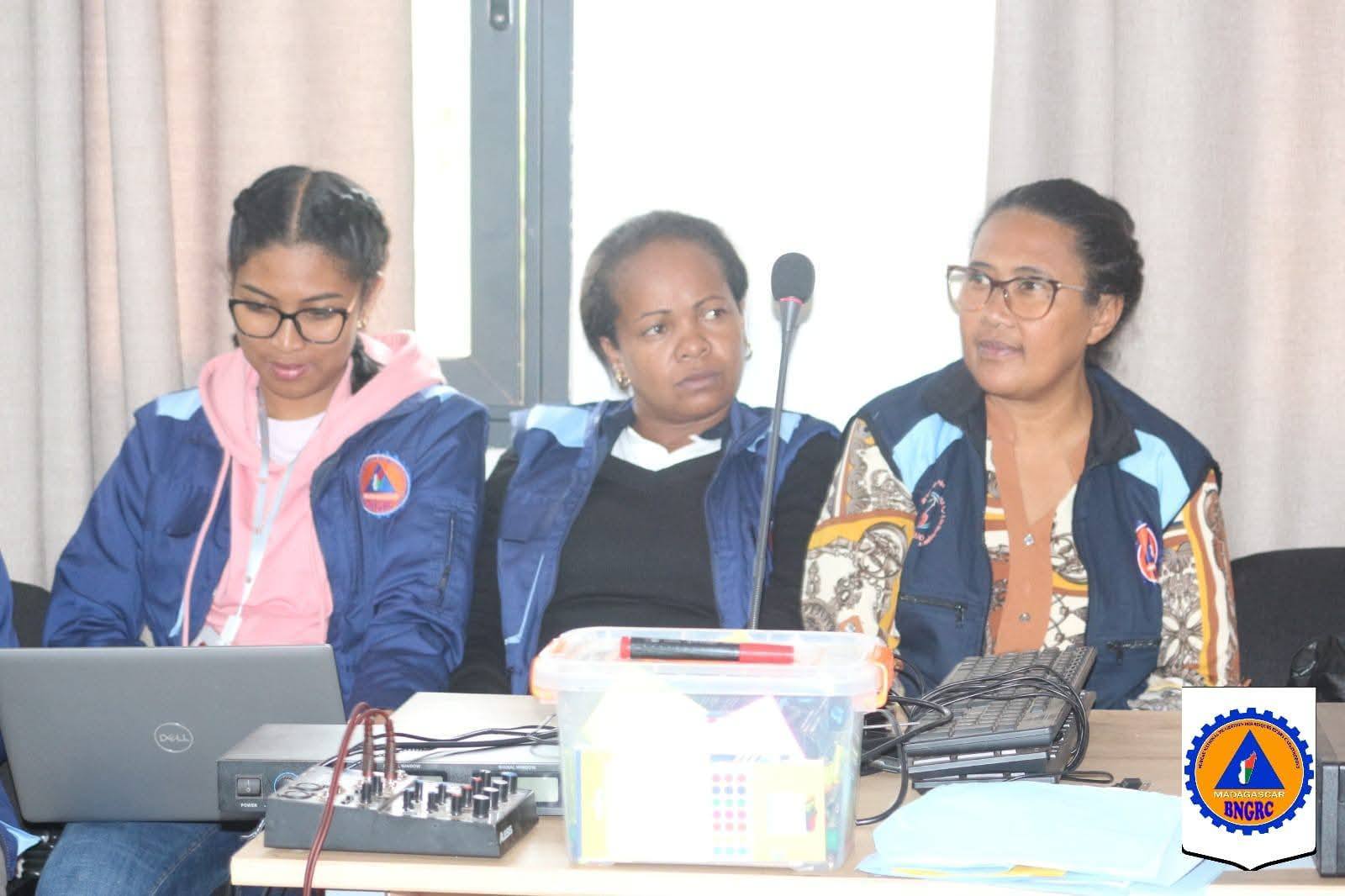 RIVODOZA GEZANI: FIVORIANA STRATEJIKA MAIKA NOTARIHIN' NY MINISI-PANJAKANA MIADIDY NY FANAVAOZANA TETO ANIVON' NY CNCOU-BNGRC