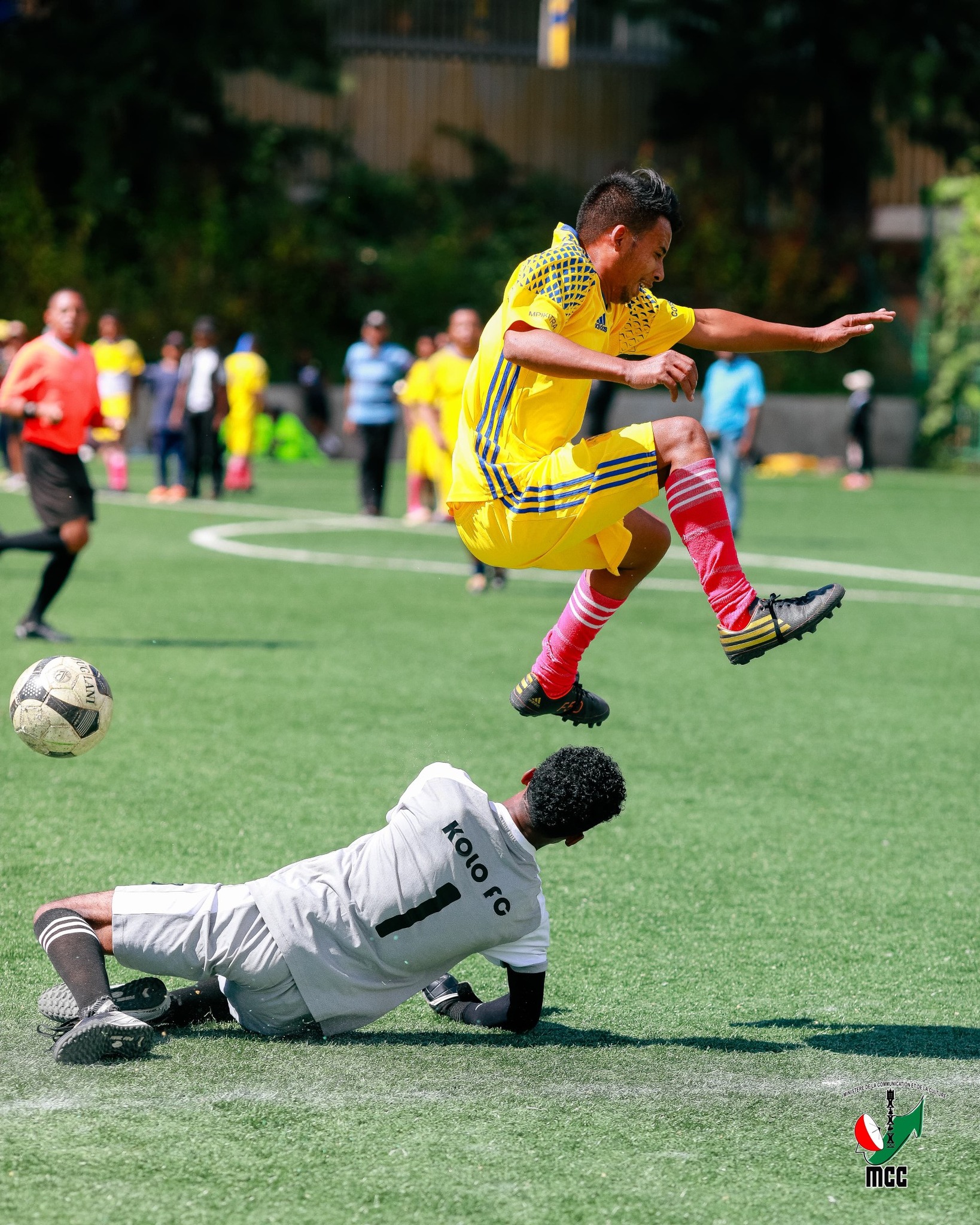 " IRAY ENY AN-KIANJA"