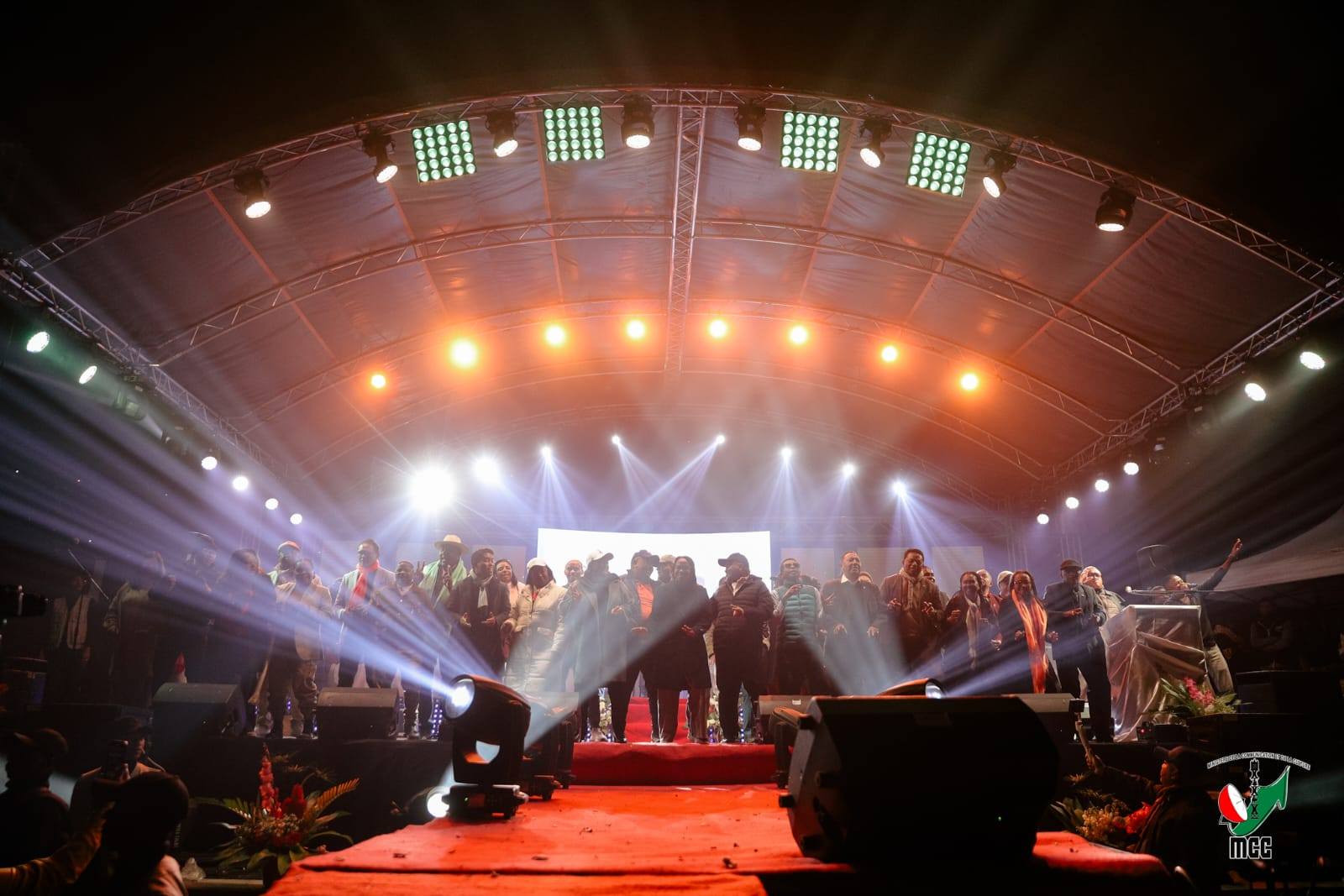 FENO HIPOKA NY COLISEUM AMBATOMENA FIANARANTSOA