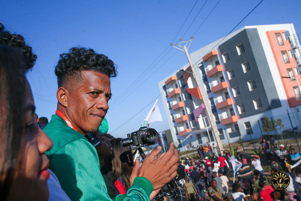 TONGA SOAMATSARA ETO AN-TANINDRAZANA NY EKIPAM-PIRENENTSIKA BAREA MADAGASIKARA