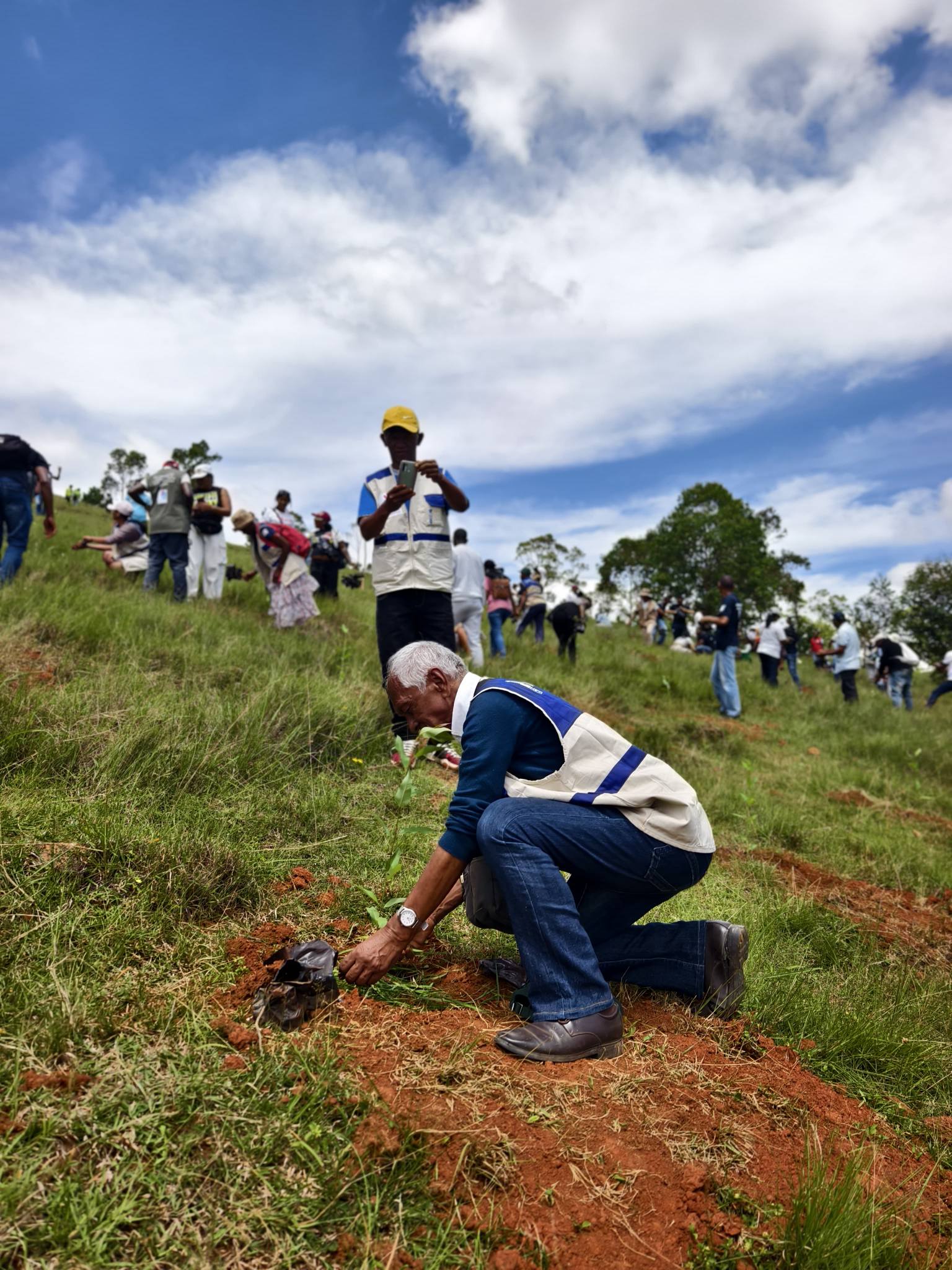 2026: TAONA IRAISAM-PIRENENA HO AN' NY FIROTSAHANA AN-TSITRAPO NOSANTARINA TAMIN' NY HETSIKA FAMBOLEN-KAZO