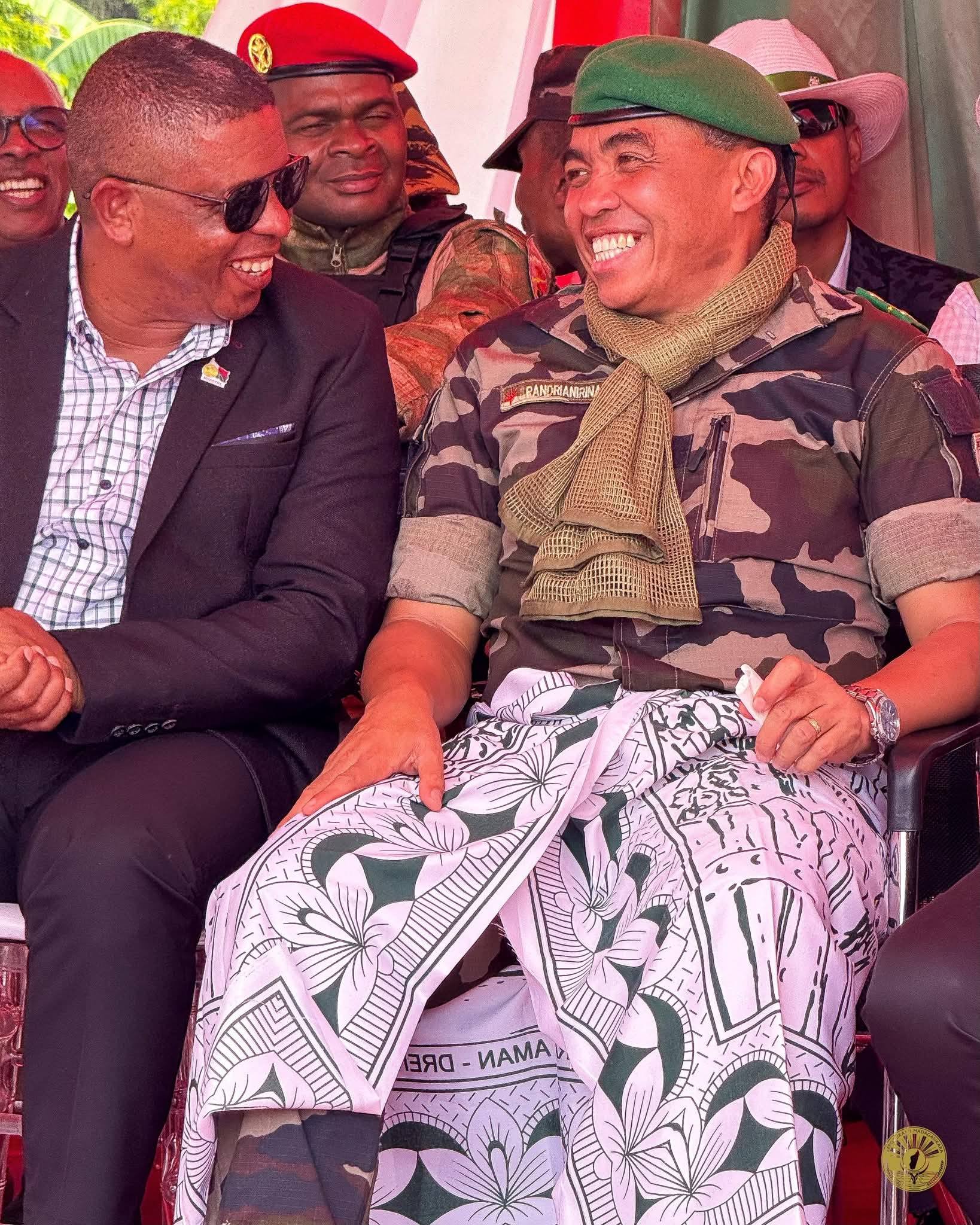 NAVERIN' NY KOLONELY RANDRIANIRINA MICHAEL NY SIDINA MAMPIFANDRAY AN' I ANTALAHA AMIN' NY FARITRA ATSINANANA REHEFA NIATO NANDRITRA NY 10 TAONA