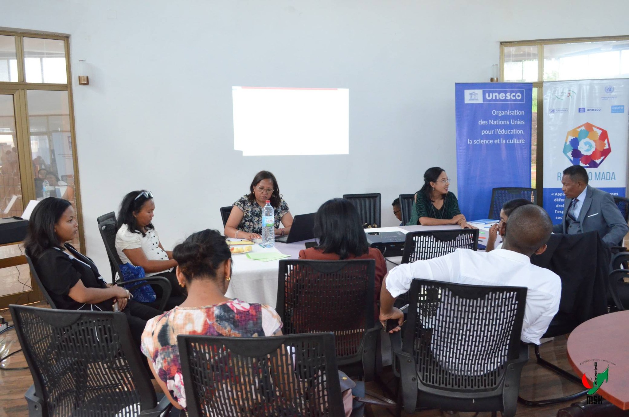 TETIKASA MOMBA NY FAHALALANA MANEHO HEVITRA, IREO FITAOVA-TSERASERA VAOVAO, ARY NY FAMPIROBOROBOANA NY ORINASAN-TSERASERA MALALAKA, MAHALEO TENA, MAROLOKA