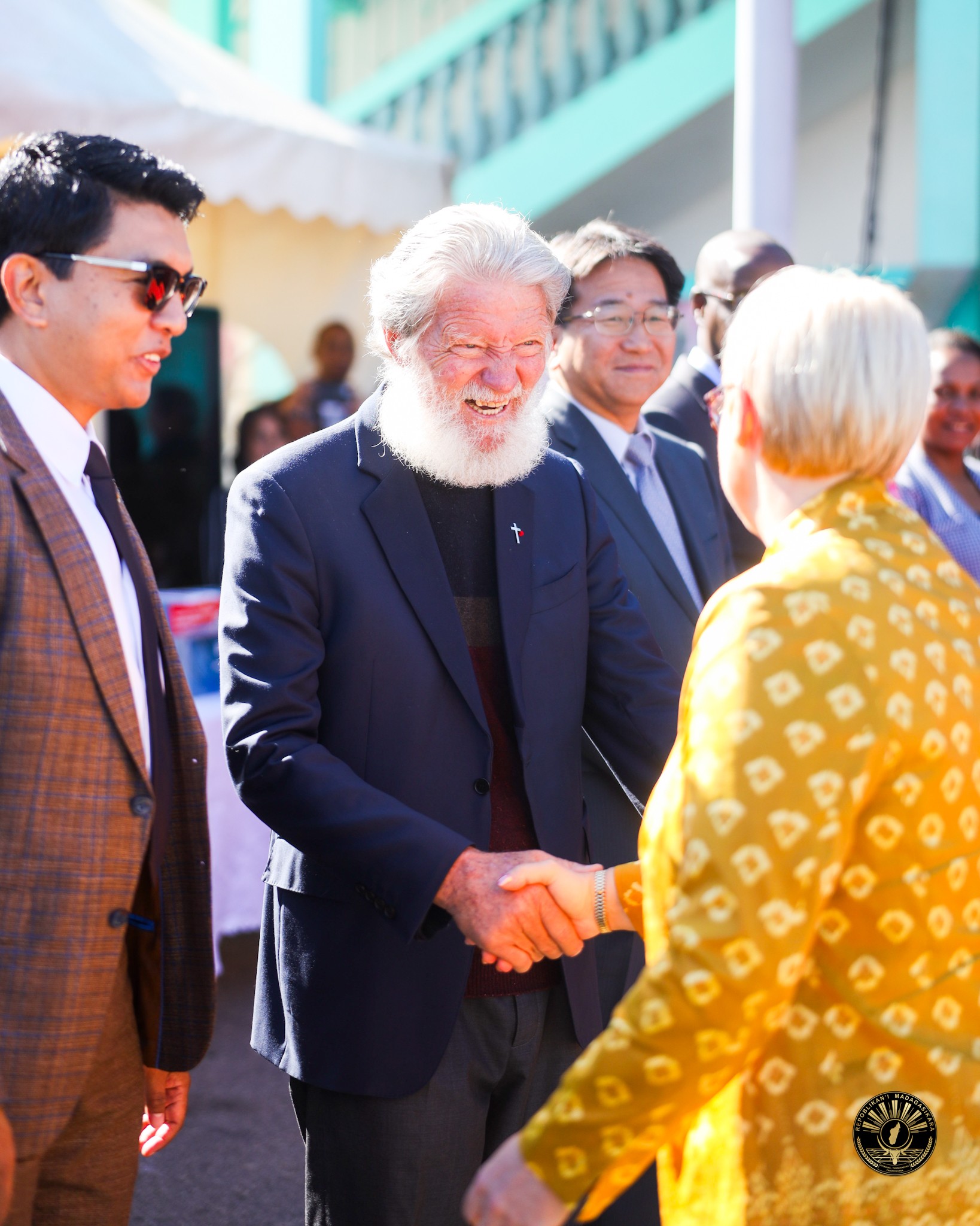 FENO FIHETSEM-PO NY ANDRO FAHAROAN' NY FITSIDIHANA ARA-PANJAKANA ATAON' NY FILOHA NATASA PIRC MUSAR ETO AMINTSIKA