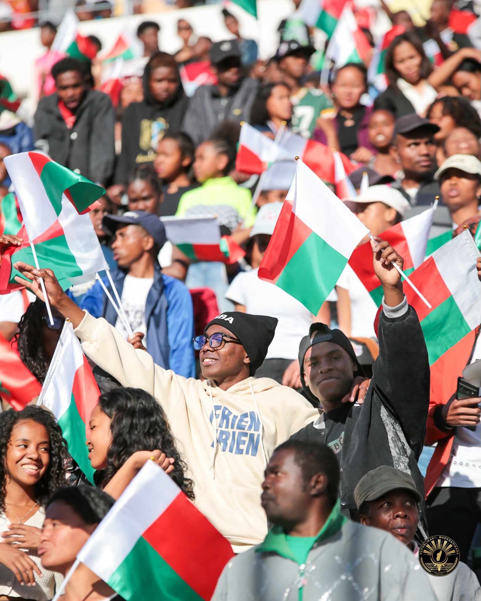 MANAN-DANJA MANOKANA HO AN' NY FIRENENA IZAO FAHA-65 TAONA NIVERENAN' NY FAHALEOVANTENA IZAO