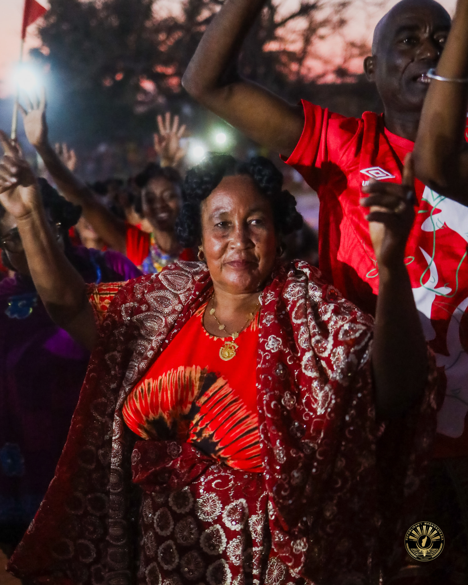 NY FANDRAISAN' NY VAHOAKAN' NY FARITRA MENABE NY KABESON' NY AMPANJAKA TOERA SY IREO MPITARI-TAFIKA ROA LAHY