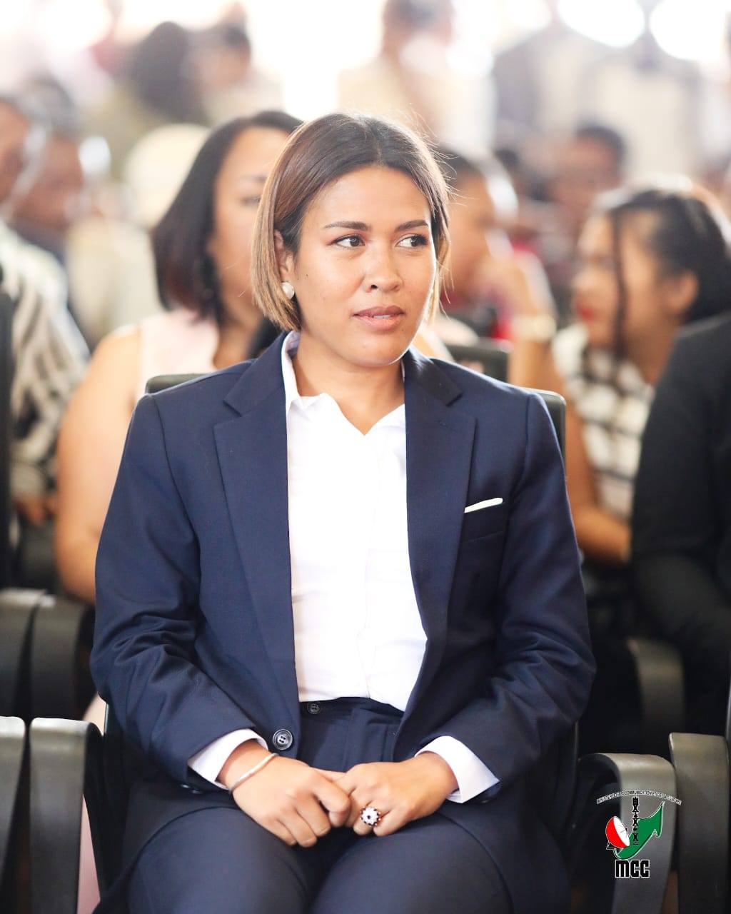 NANDRAY NY ASANY NANOMBOKA ANDROANY NY SEKRETETA JENERALY VAOVAO EO ANOVON' NY MINISTERAN' NY SERASERA SY NY KOLONTSAINA RASOLOFOARIJAONA MIARY