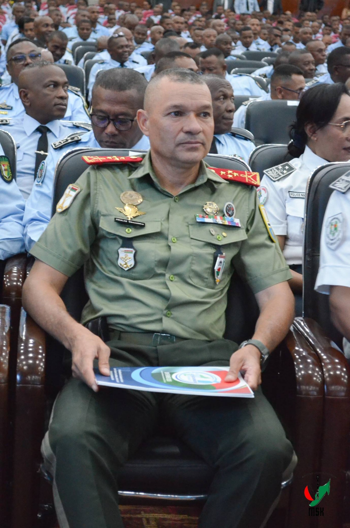 FIKAONANDOHA HO FANAVAOZANA NY ZANDARIMARIAM-PIRENENA