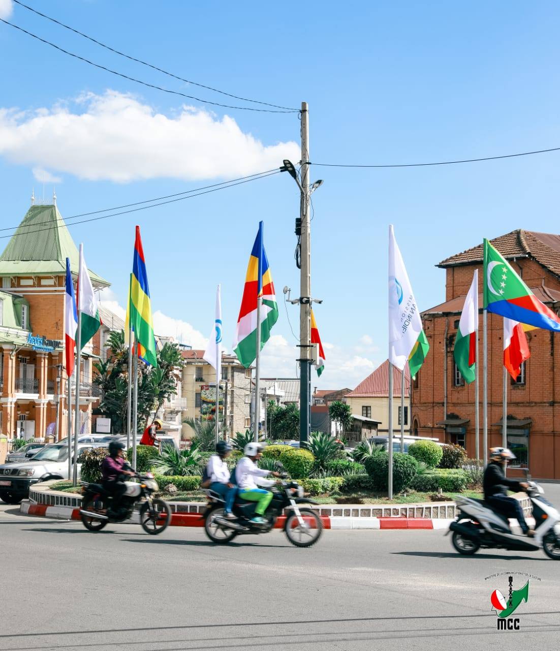 VONONA I ANTANANARIVO RENIVOHITRY MADAGASIKARA AMIN' NY FANDRAISANA NY 5 EME SOMMET DE LA COMMISSION DE L' OCEAN INDIEN - ANTANANARIVO