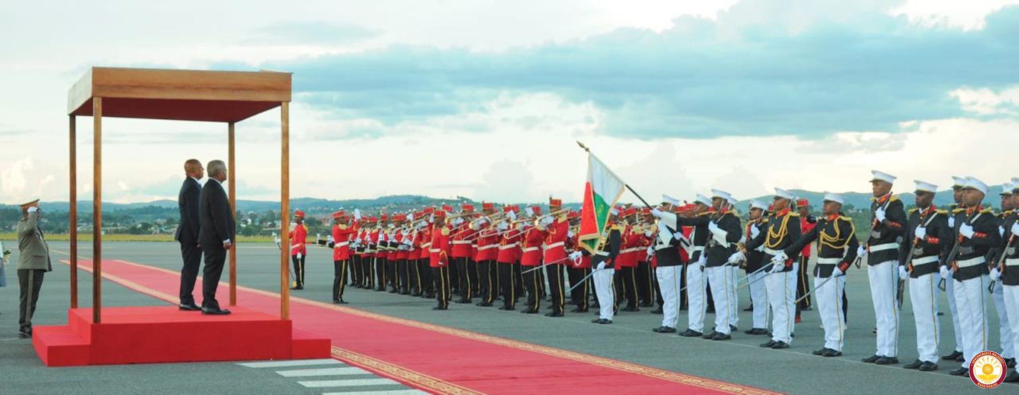 MIGADONA ETO MAGADASIKARA NY FILOHAN' NY REPOBLIKAN' I SEYCHELLES SY RAMATOA VADINY