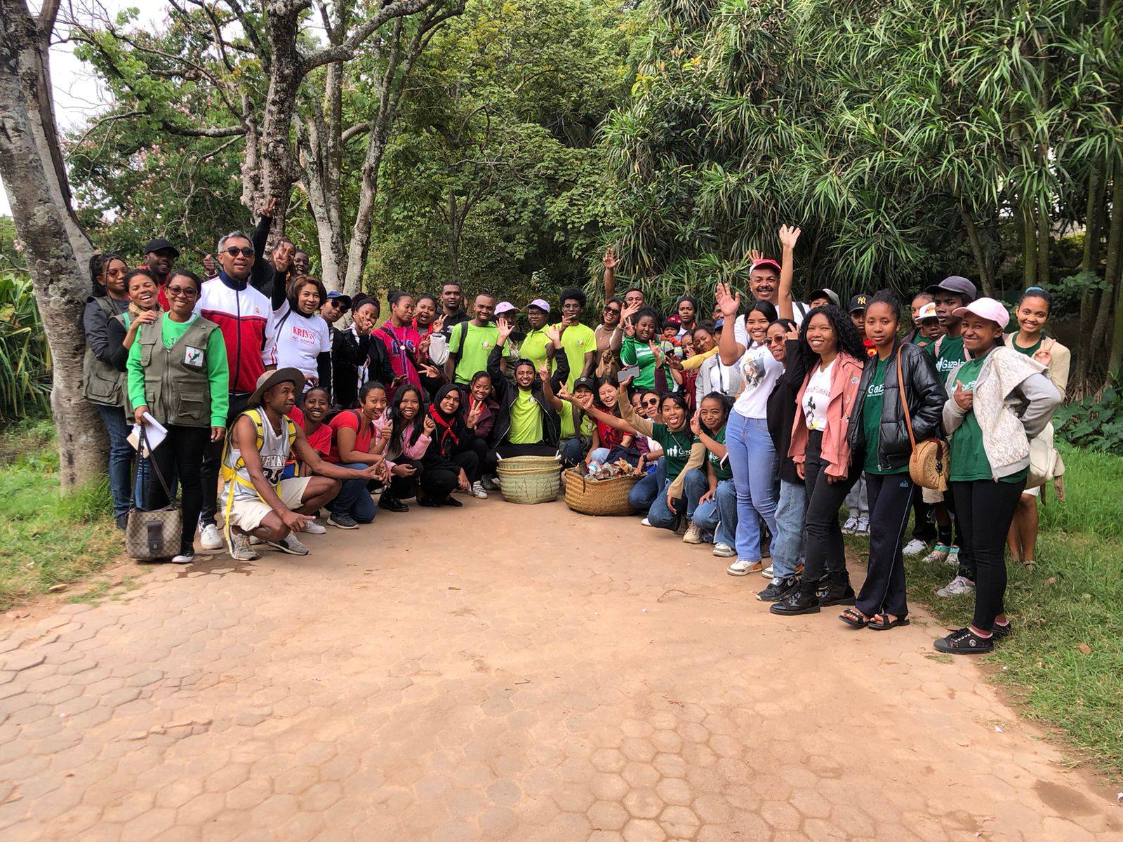 FANADIOVANA FAOBE SY FANARENANA NY PARC TSIMBAZAZA